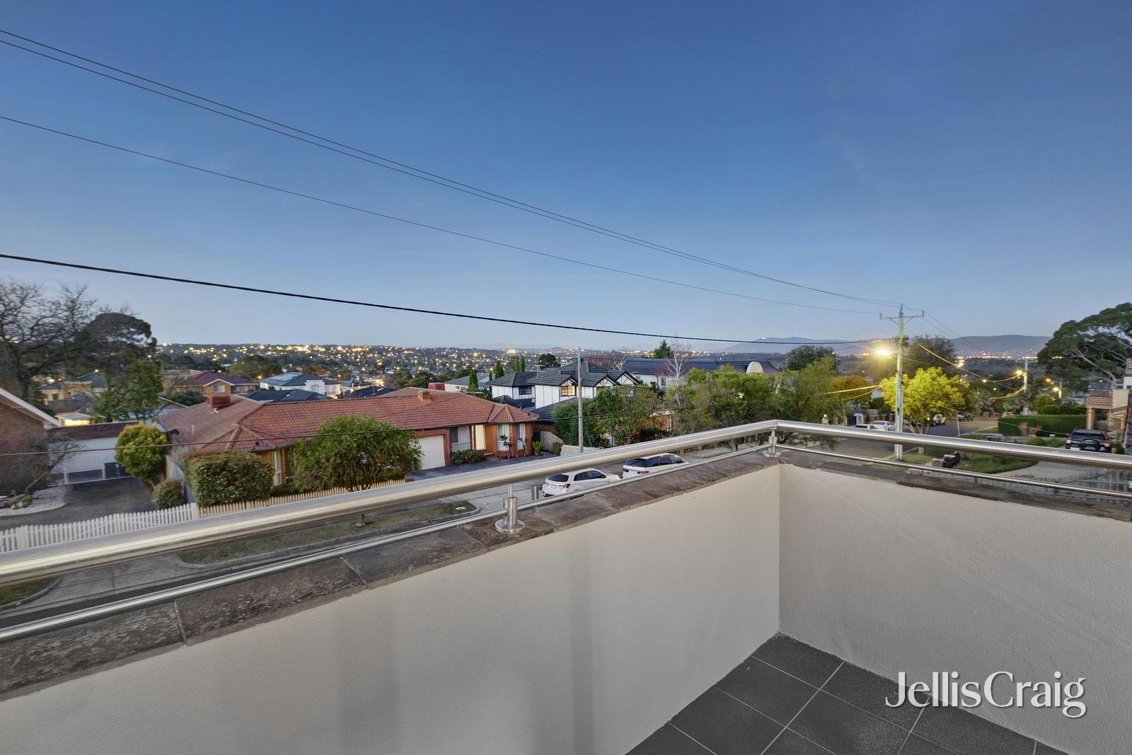 2/18 Clifford Street, Glen Waverley image 12