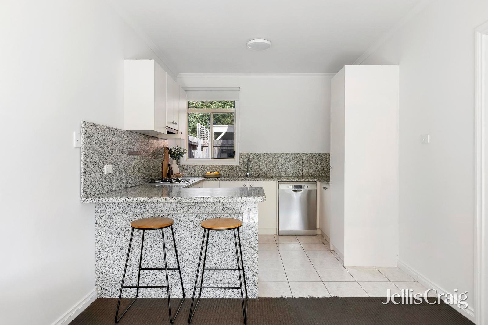 2/18 De Carle Street, Brunswick image 11