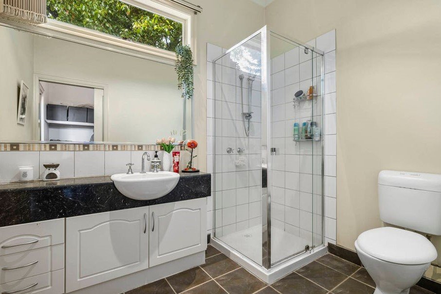 2/18 Durward Avenue, Glen&nbsp;Waverley image 6