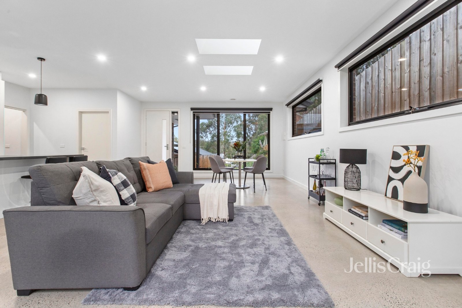 2/18 Helene Street, Eltham image 6
