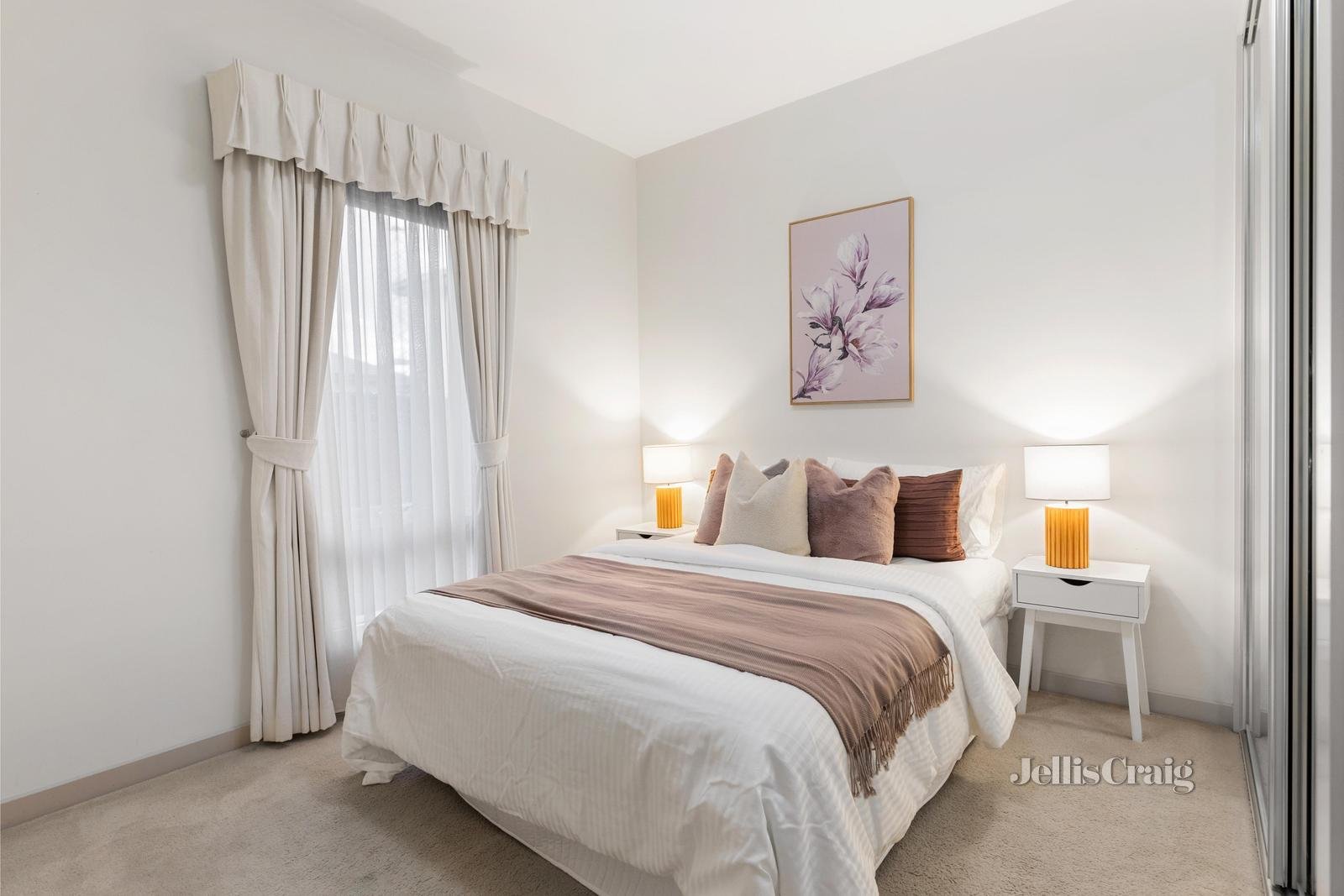 2/18 Herbert Street, Mount Waverley image 7