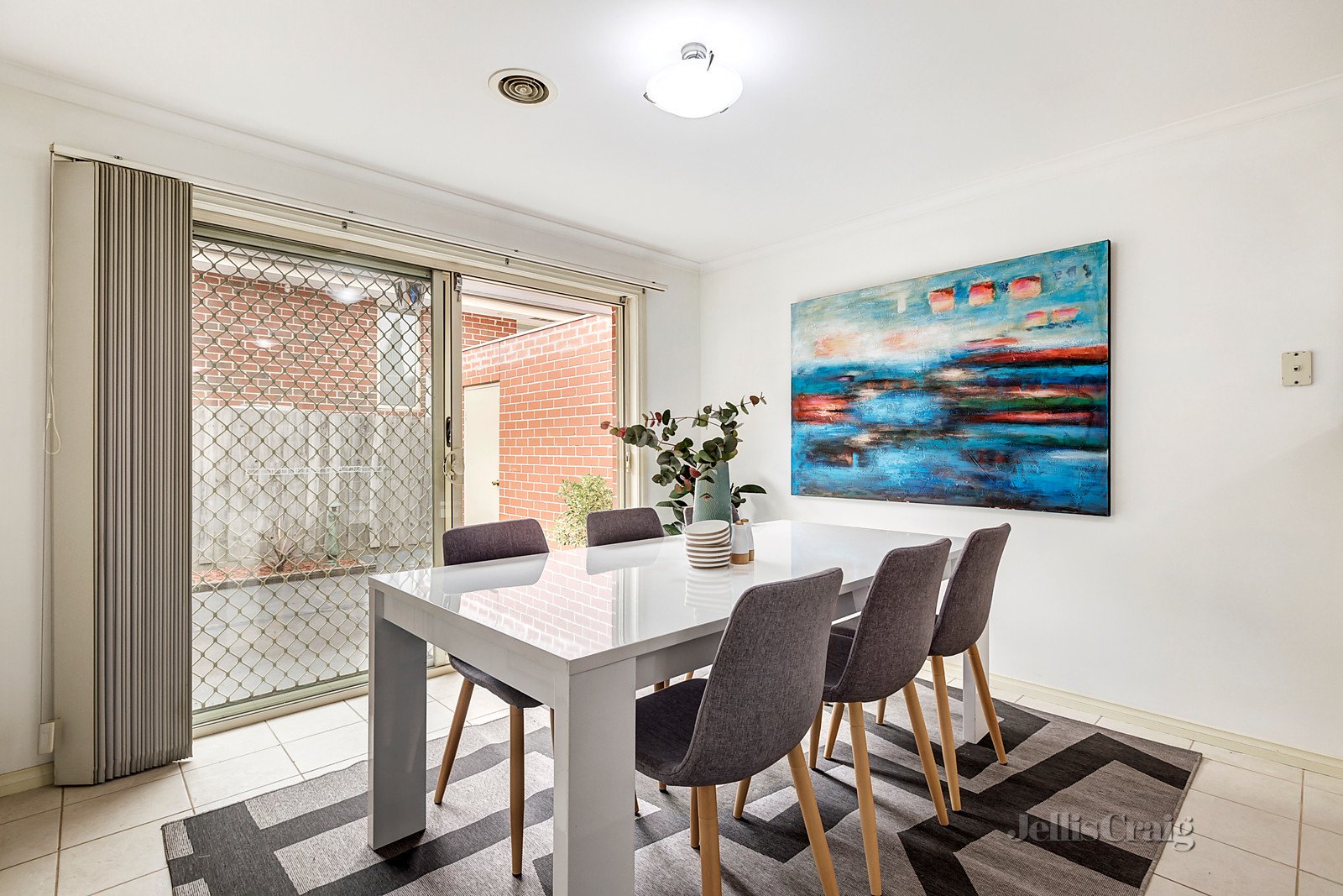 2/18 Hobbs Crescent, Reservoir image 5