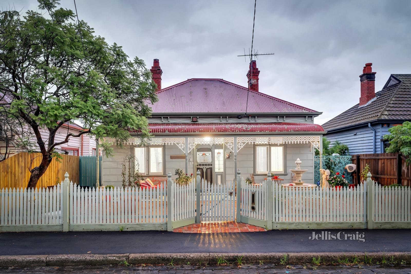 218 Hope Street, Brunswick West image 1