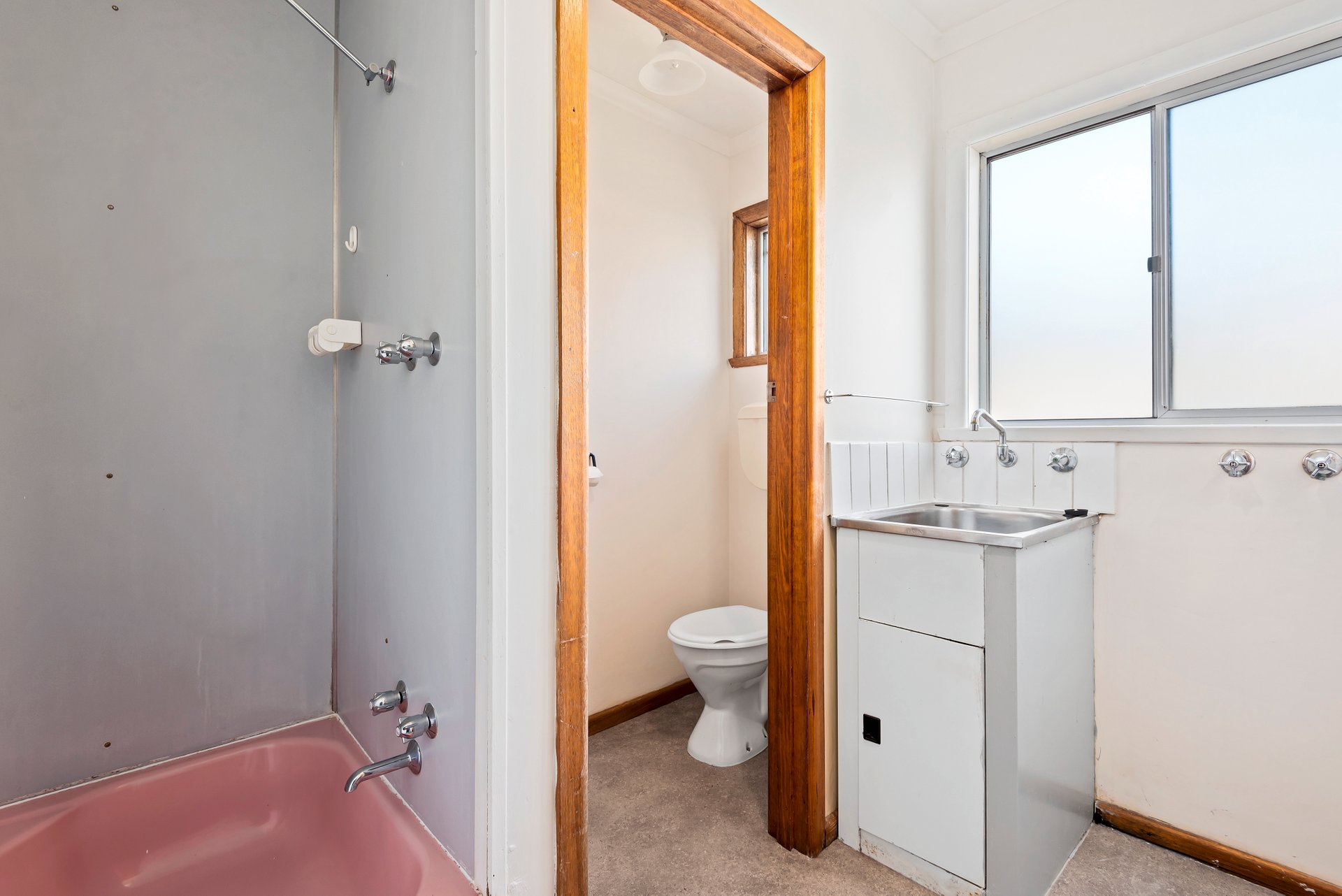Property Gallery Thumbnail 7