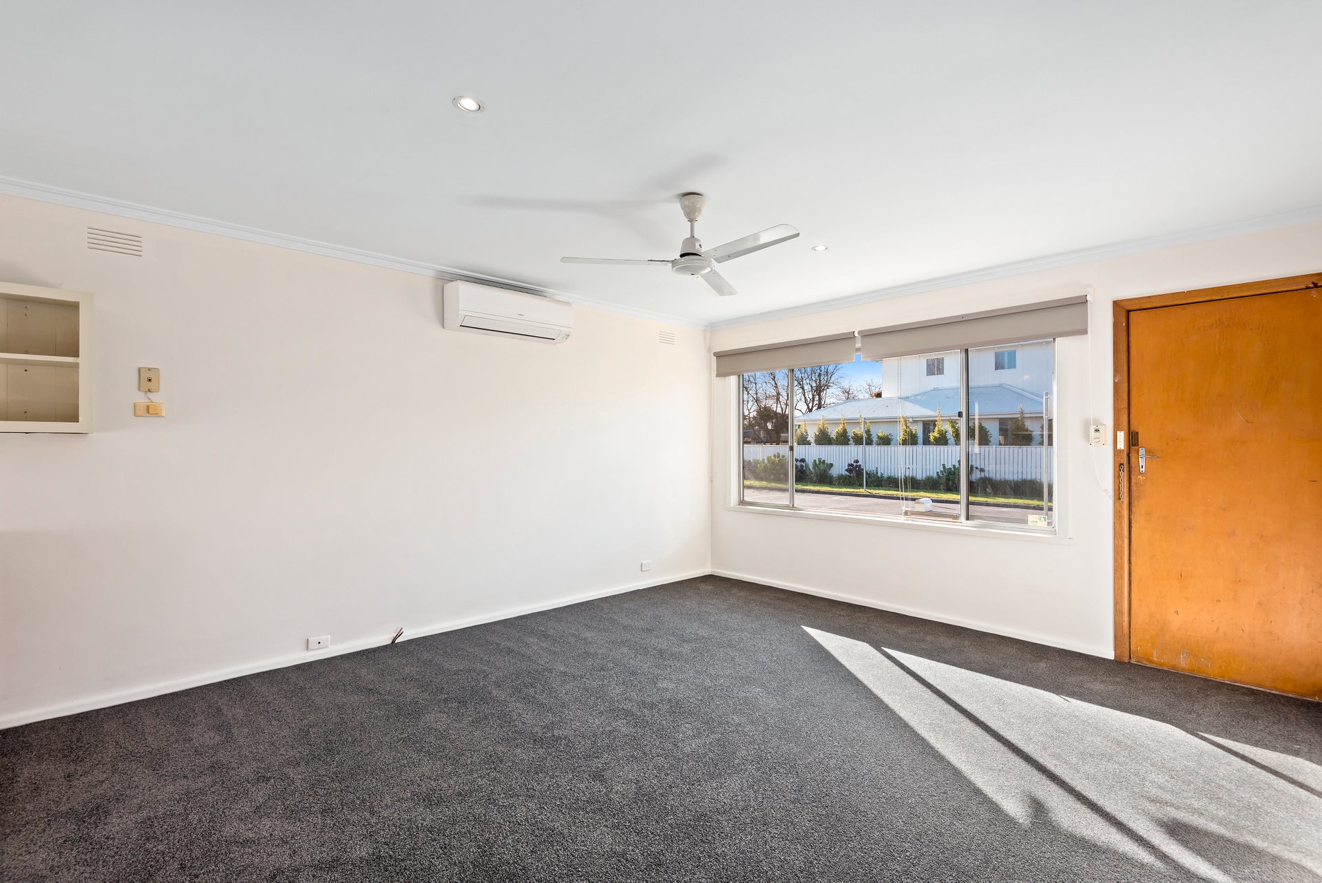 Property Gallery Thumbnail 2