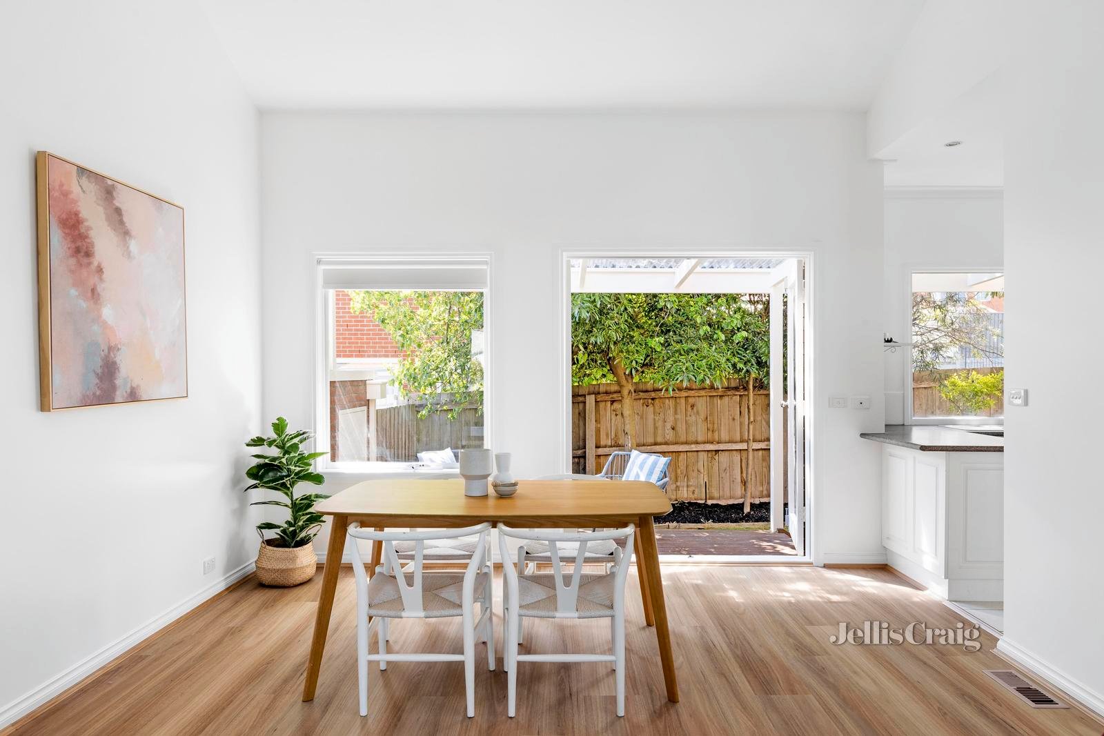 2/18 Linden Avenue, Ivanhoe image 5