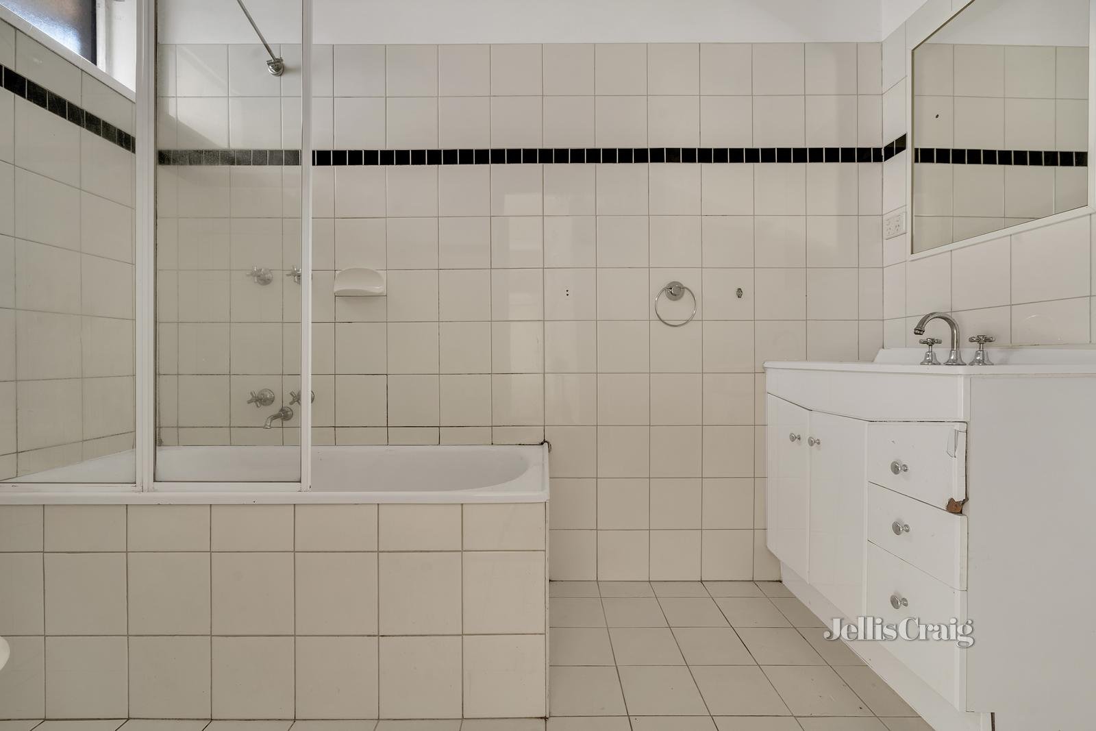 2/18 Mitchell Street, Brunswick image 8