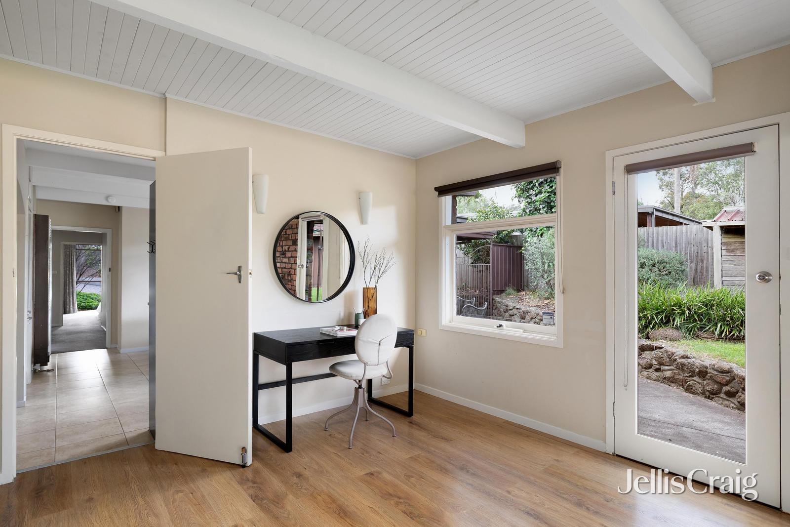 218 Mountain View Road, Briar Hill image 8