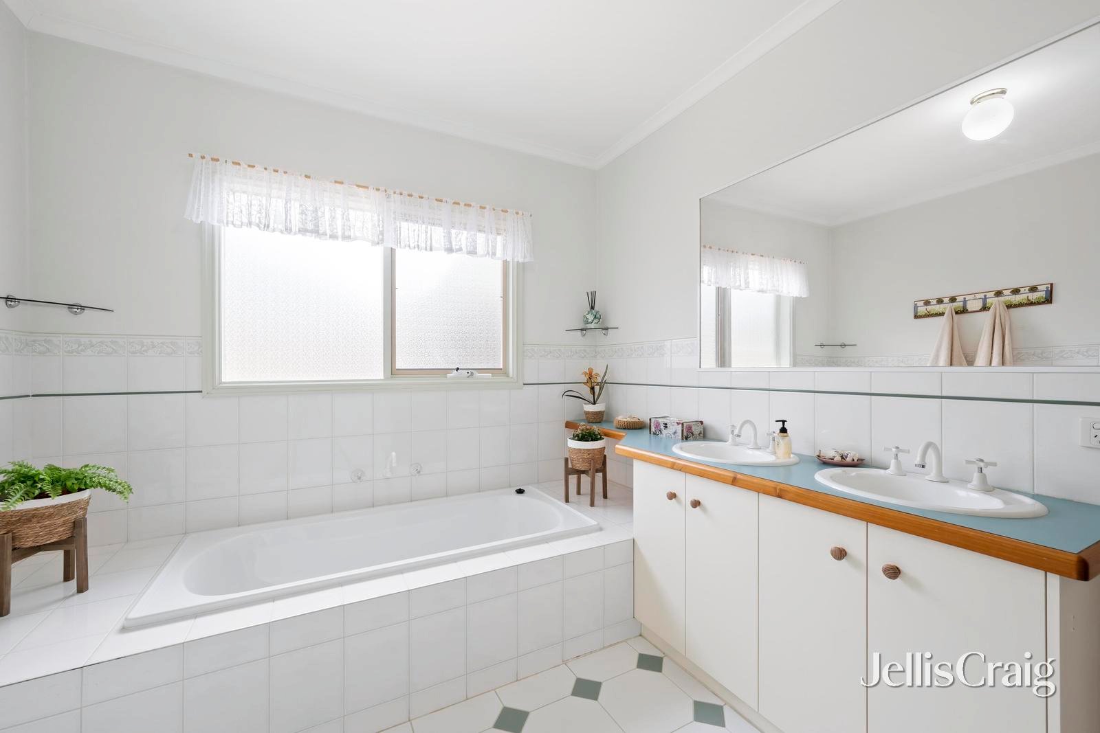 2/18 Pascoe Avenue, Croydon image 10