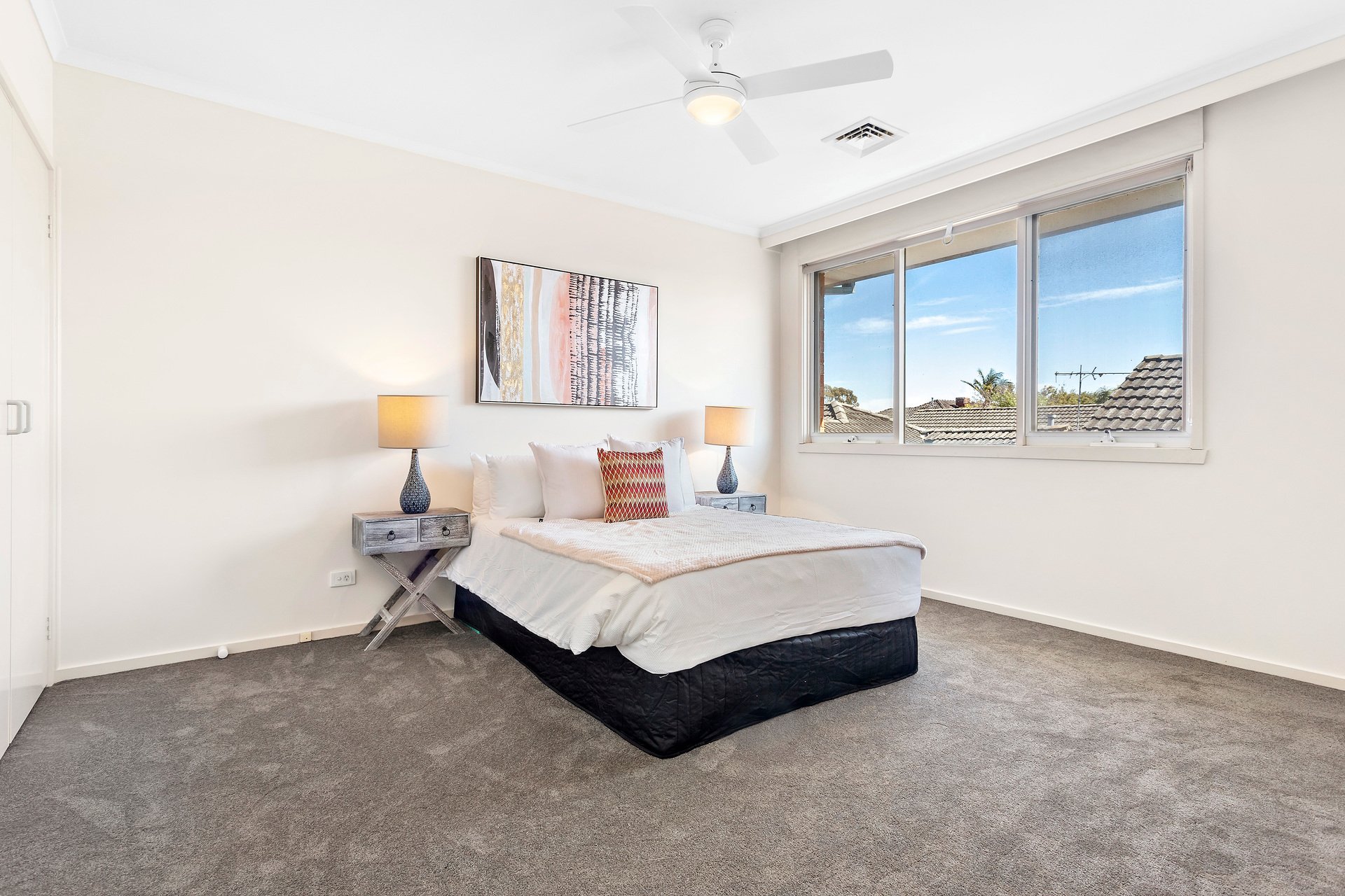 Property Gallery Thumbnail 7
