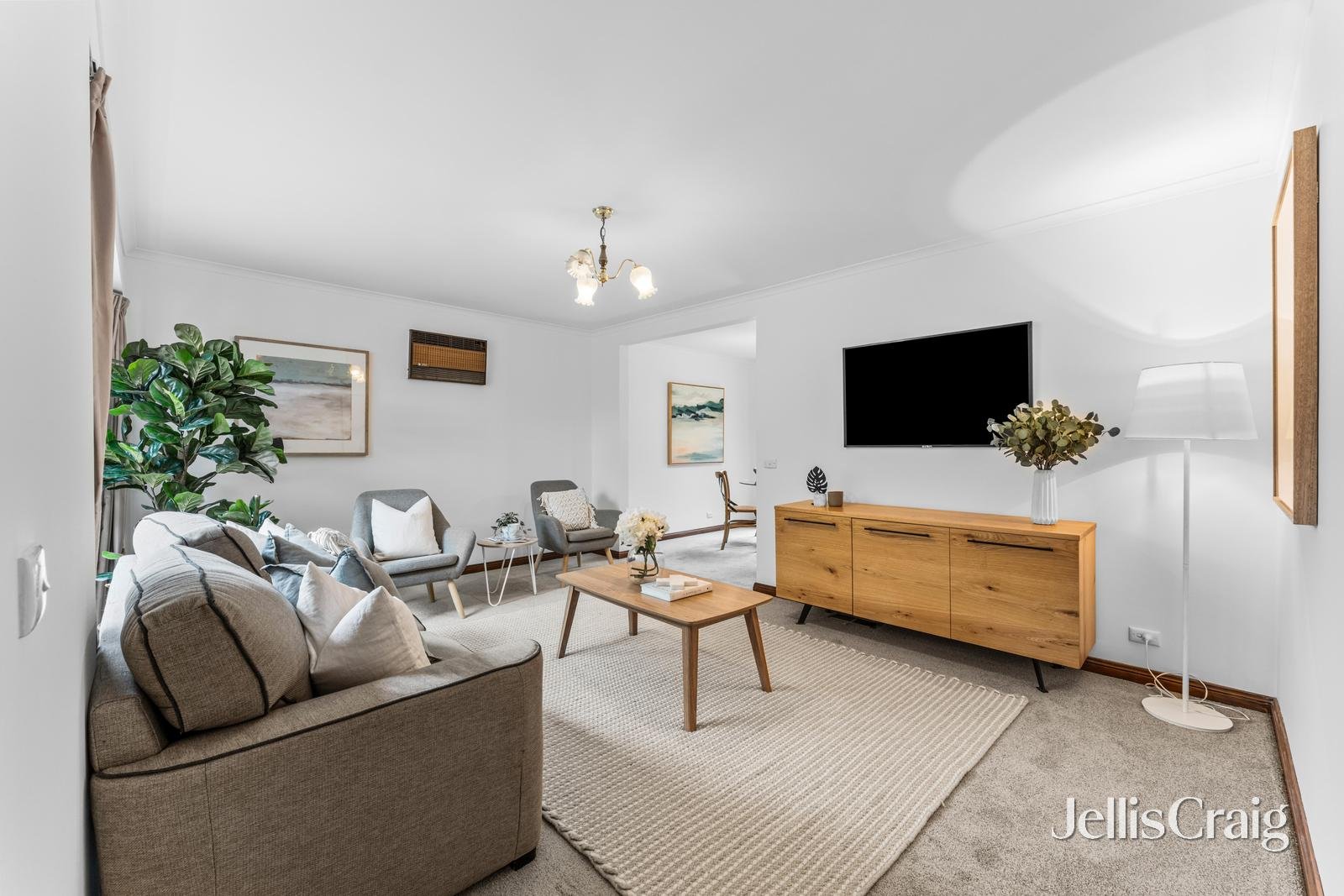 2/18 Peveril Street, Glen Waverley image 3