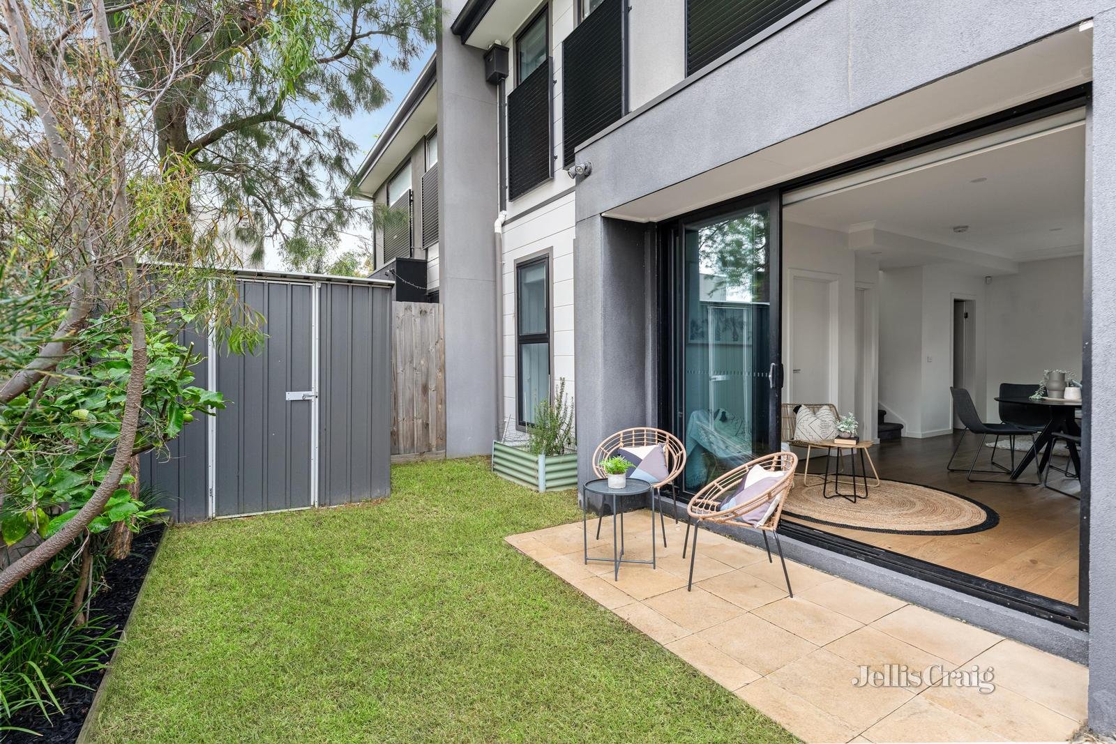 2/18 Swanston Street, Mentone image 16