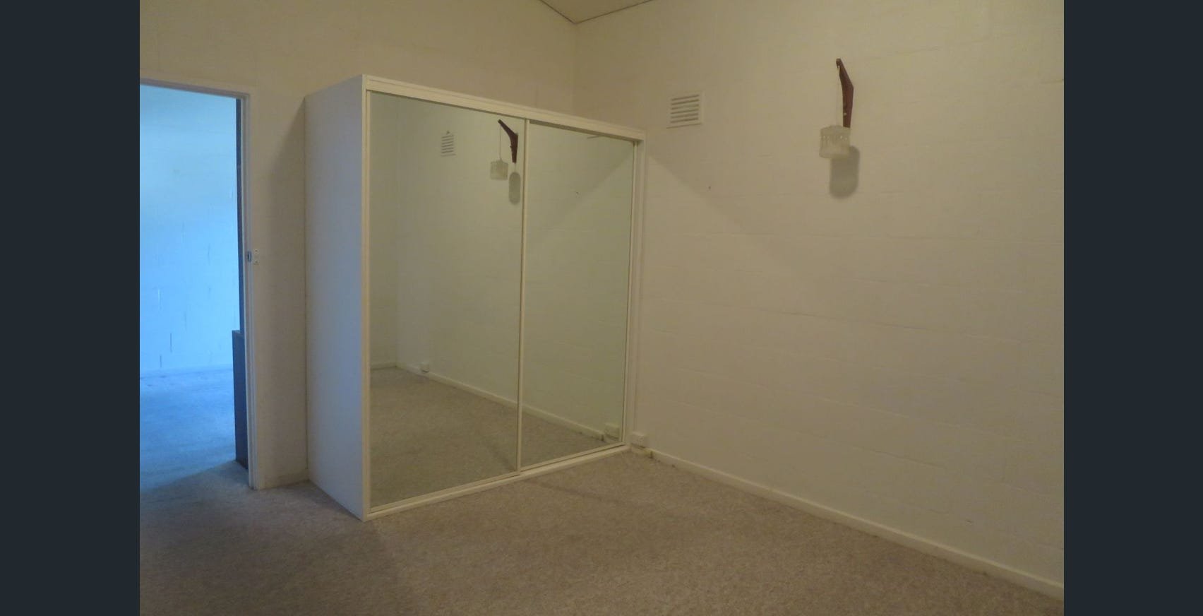 2/18 Talbot Avenue, Balwyn image 6