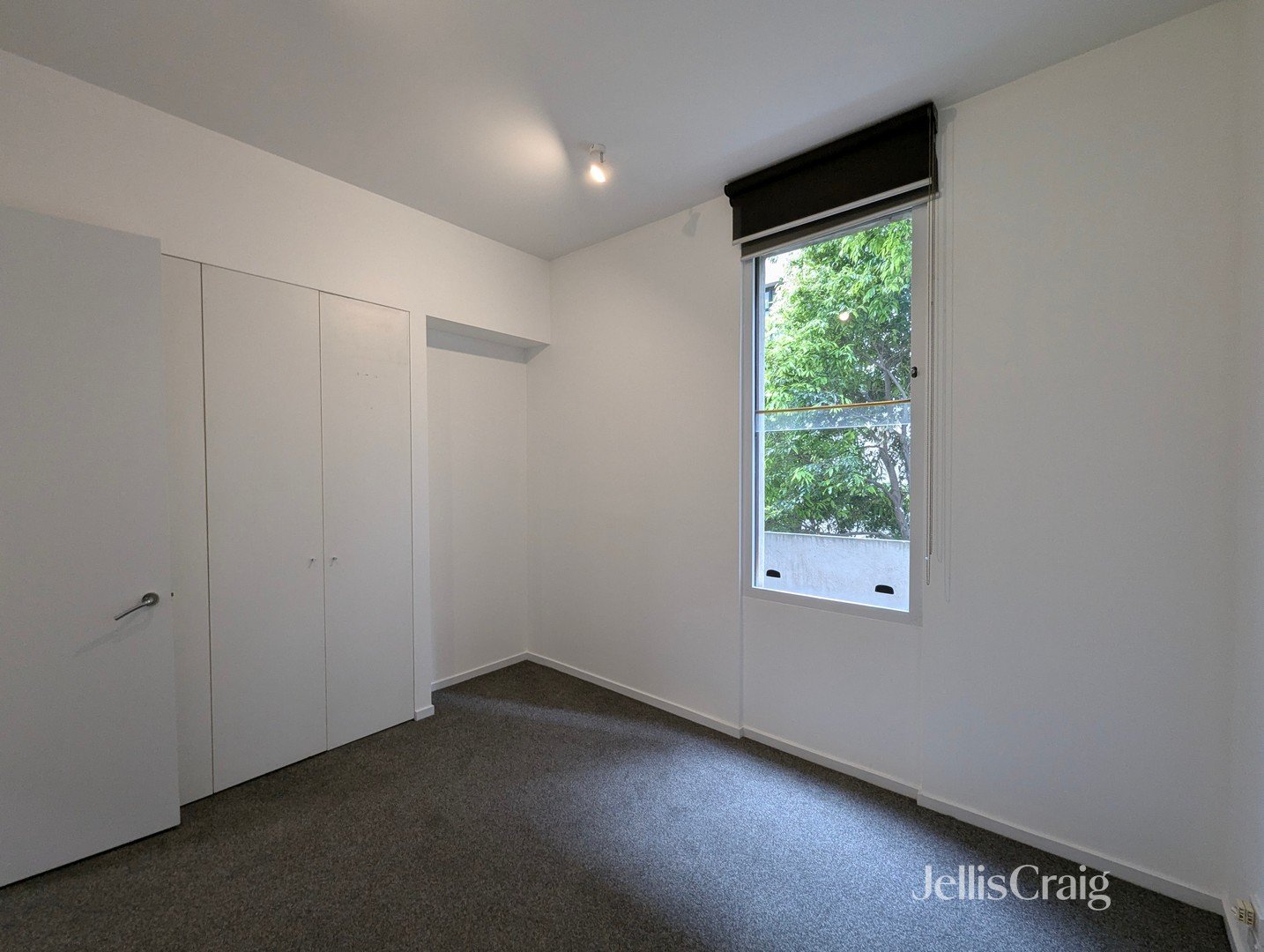 2/181 Franklin Street, Melbourne image 4