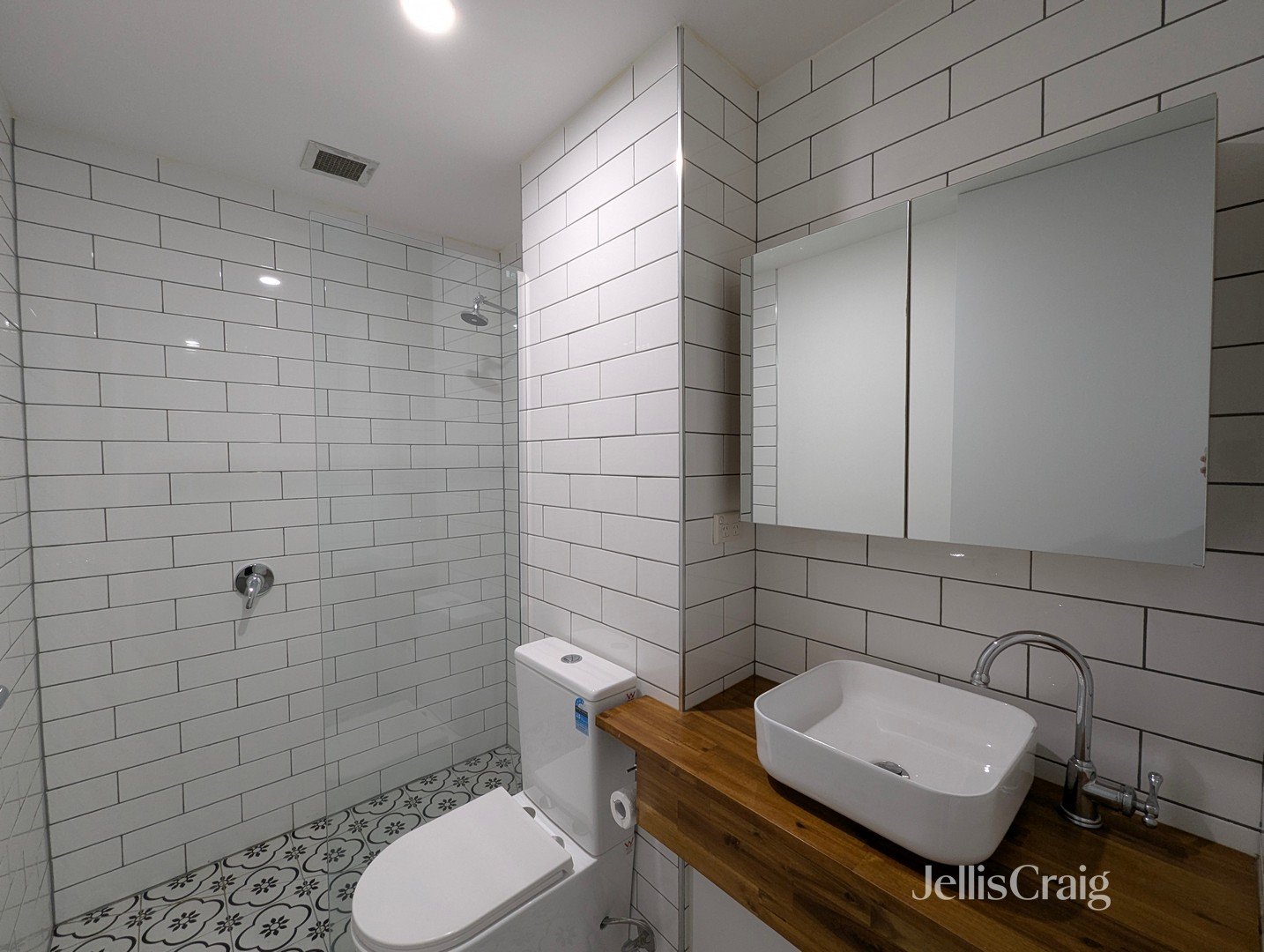 2/181 Franklin Street, Melbourne image 5