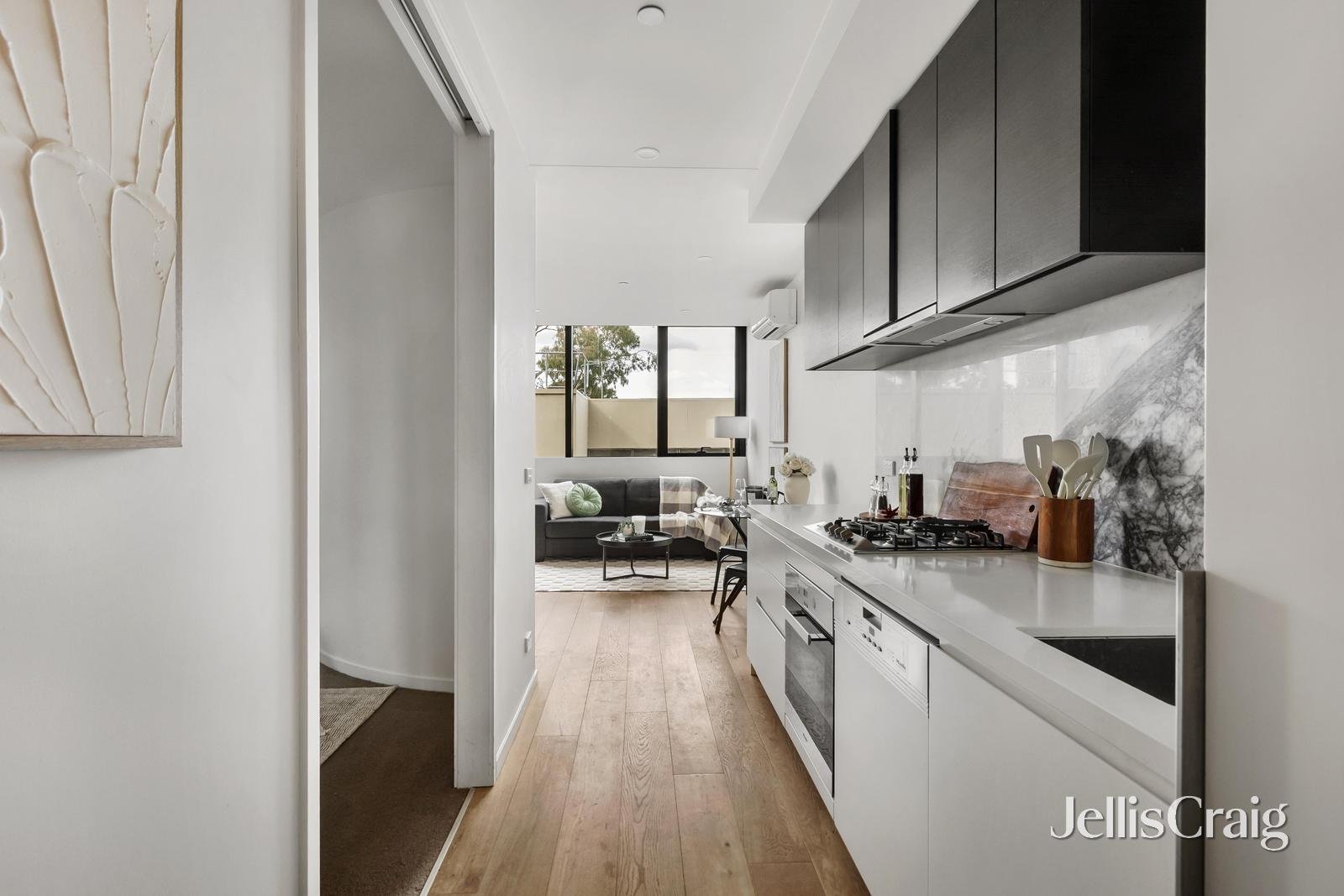 218/347 Camberwell Road, Camberwell image 3