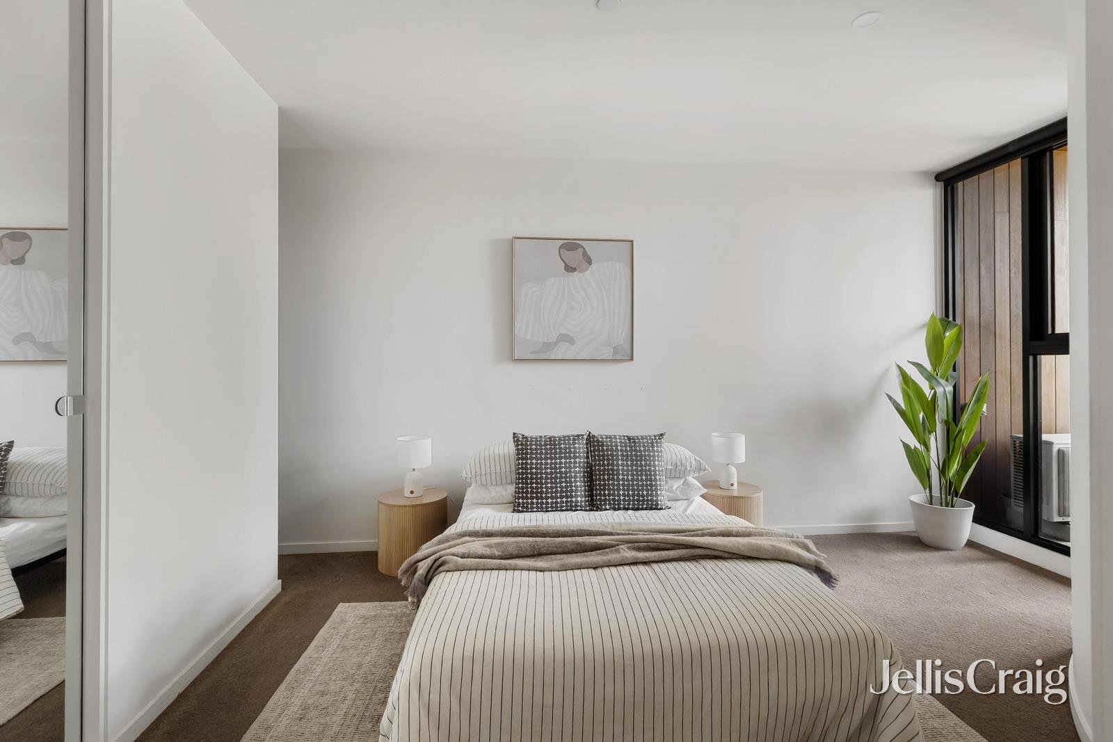 218/347 Camberwell Road, Camberwell image 5