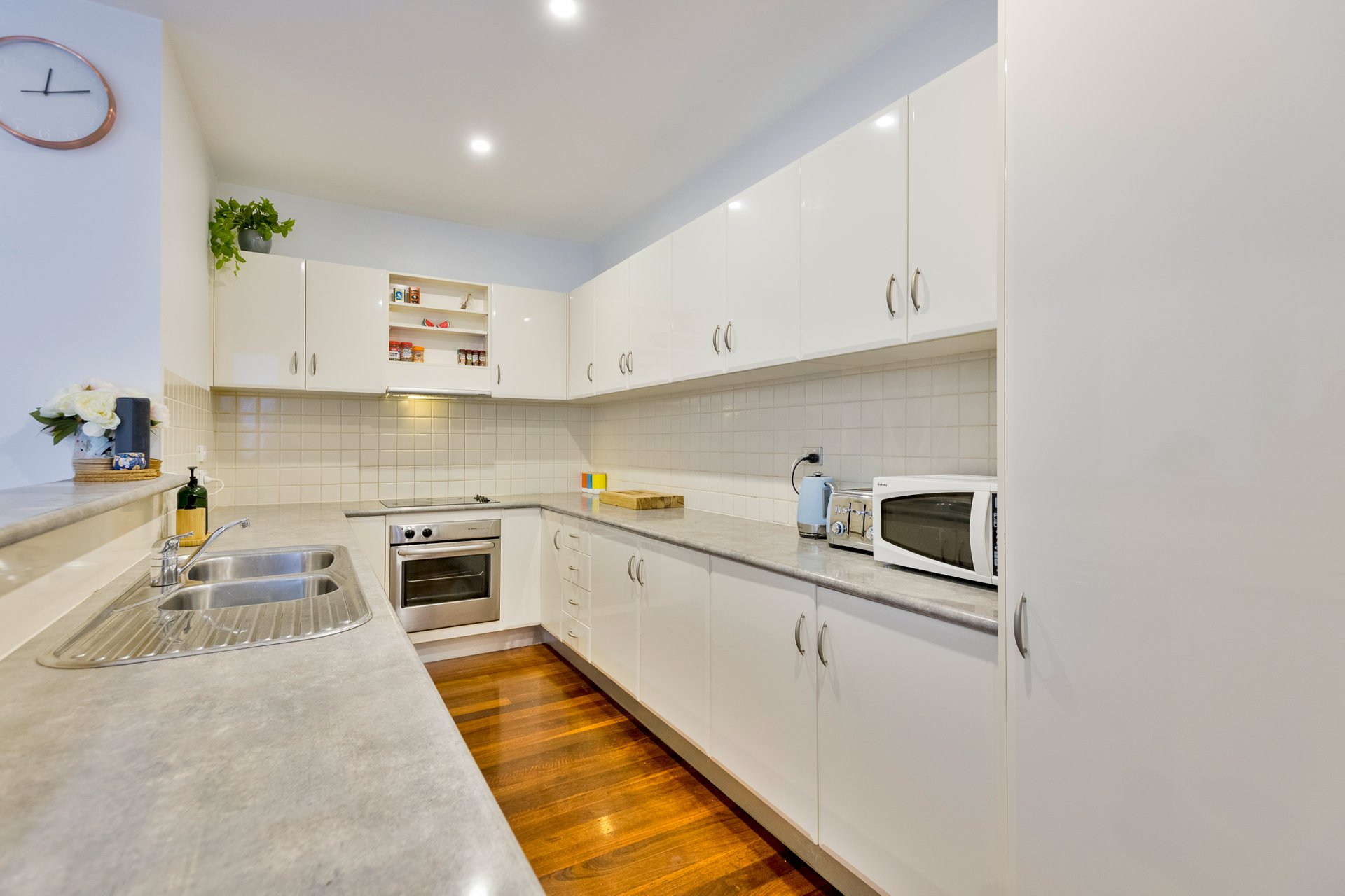218/5 Ordnance Reserve, Maribyrnong image 2