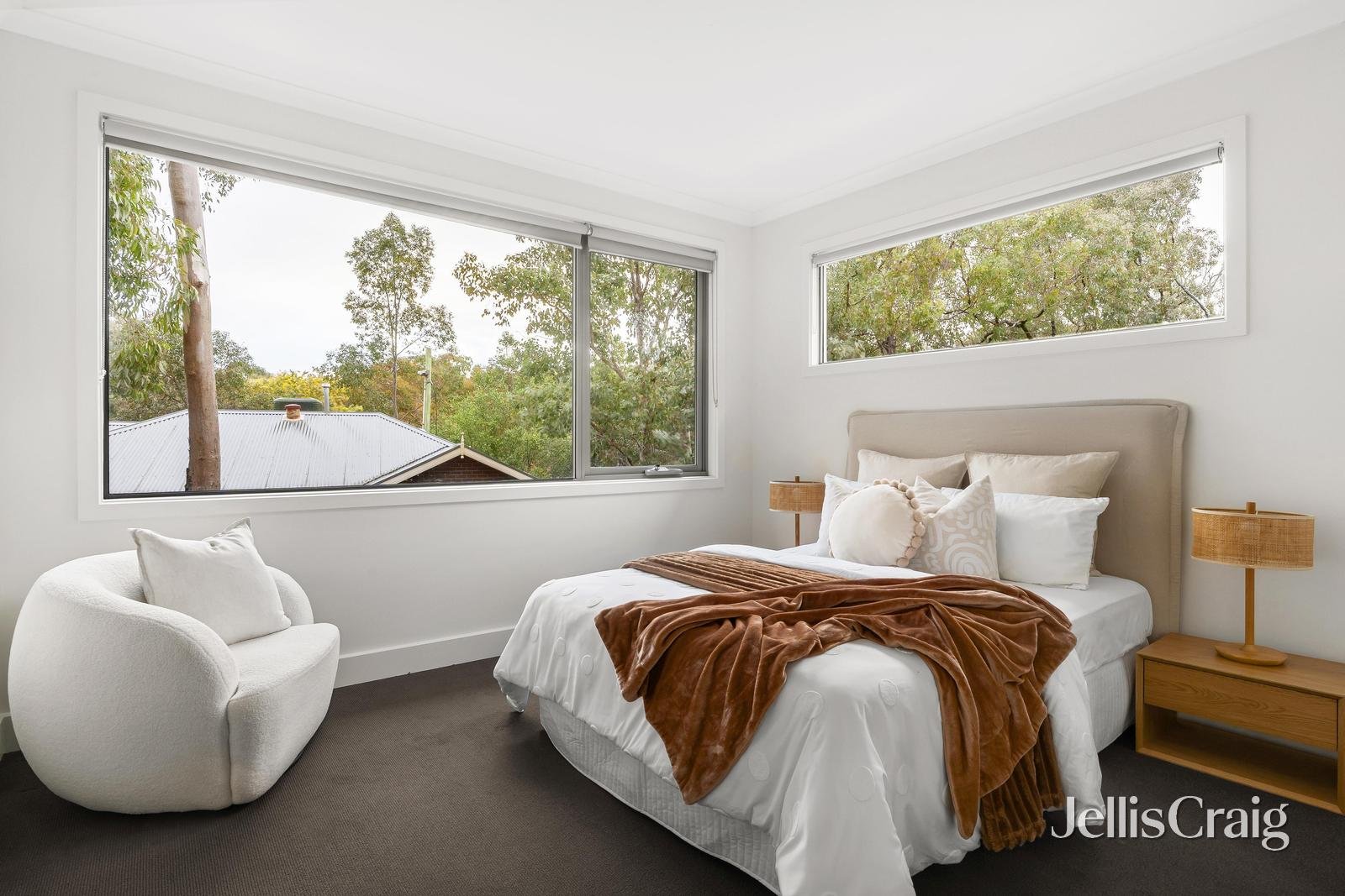 2/185 St Helena Road, Greensborough image 7