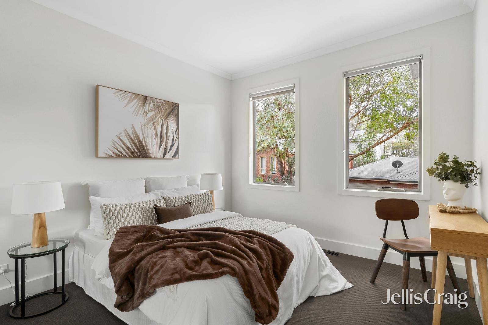 2/185 St Helena Road, Greensborough image 11
