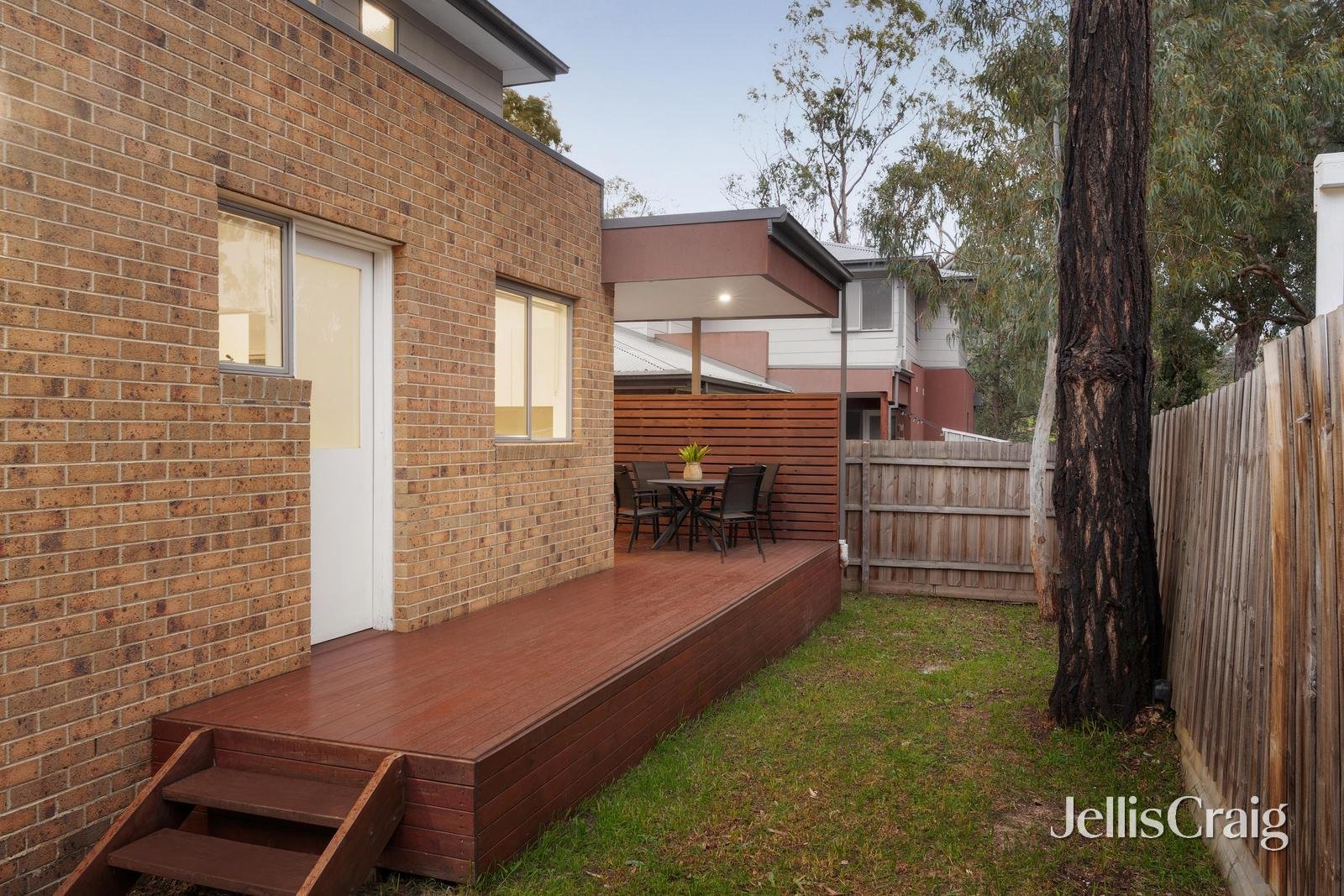 2/185 St Helena Road, Greensborough image 14