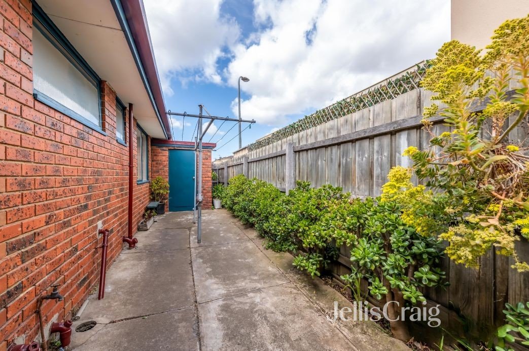 2/186 Blyth Street, Brunswick East image 9