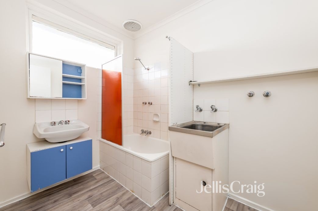2/186 Blyth Street, Brunswick East image 7