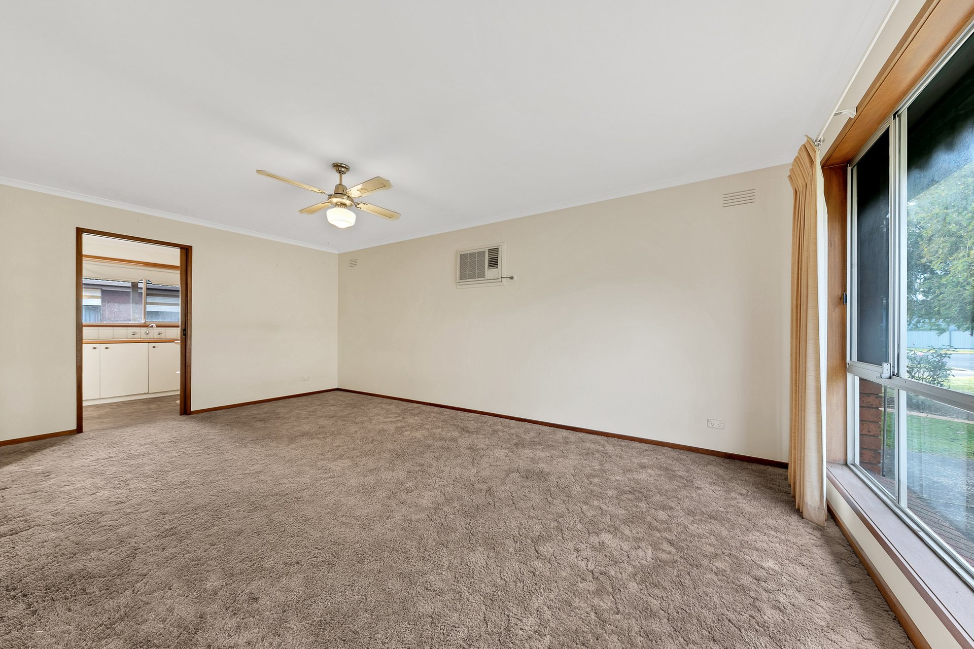 2/186 Wilsons Road, Whittington image 7