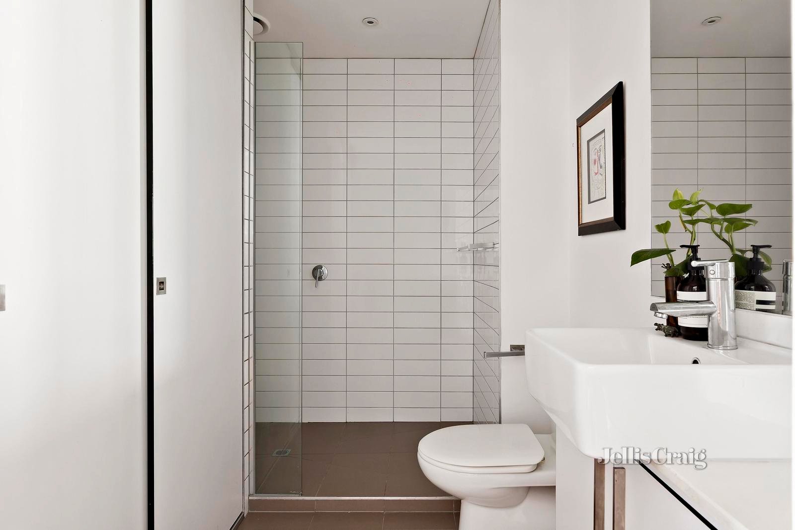 218/86 Macaulay Road, North Melbourne image 6