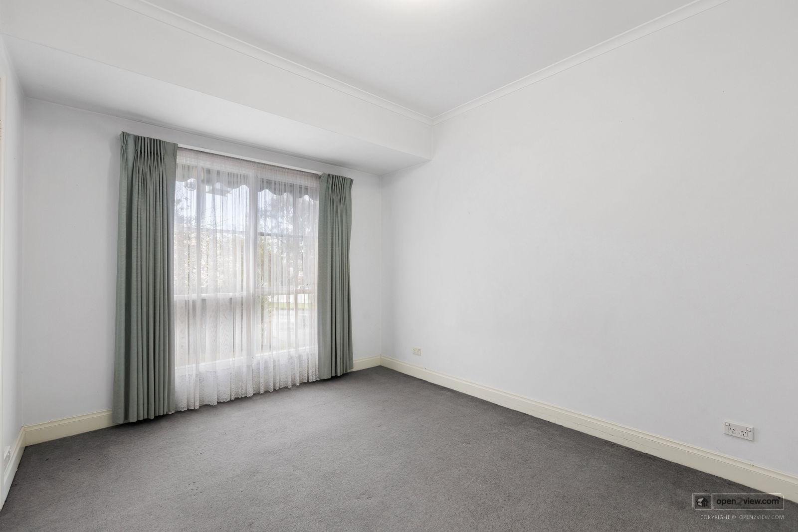 2/189 Mt Pleasant Road, Highton image 6