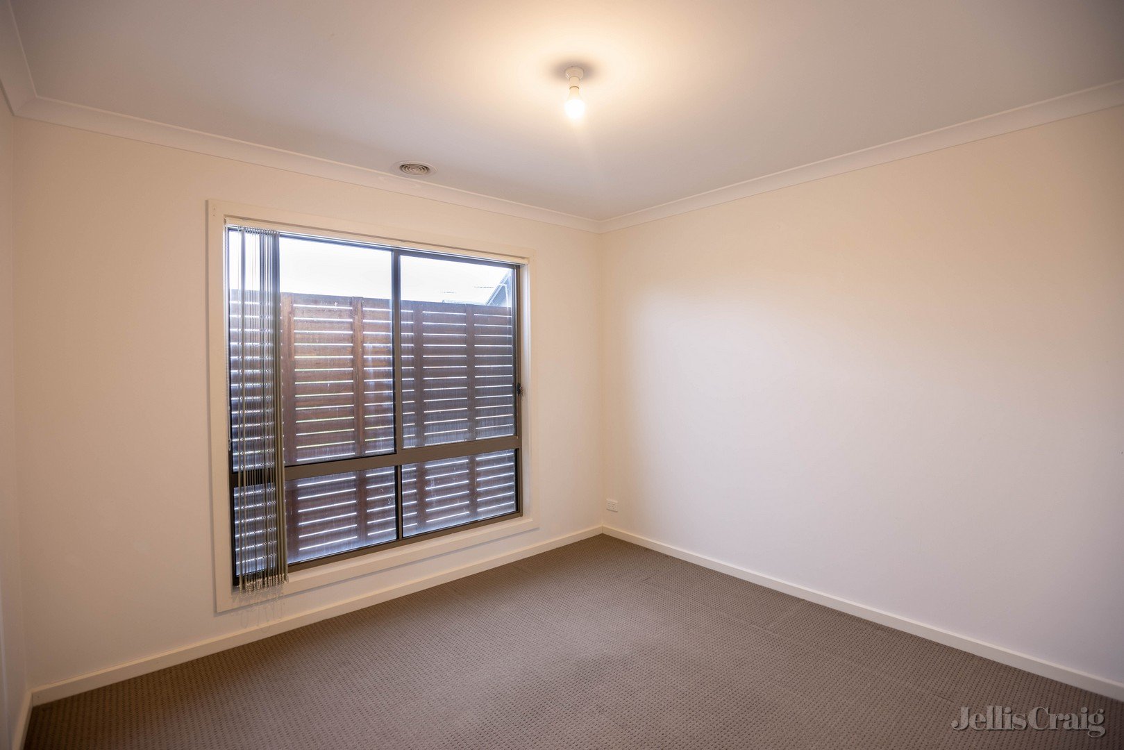 2/19 Arndt Road, Pascoe Vale image 2