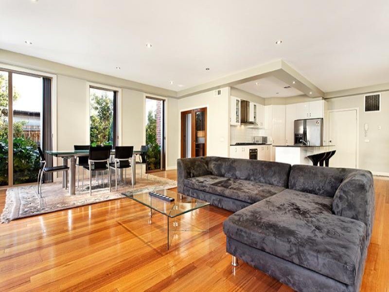 2/19 Barcelona Street, Box Hill image 2