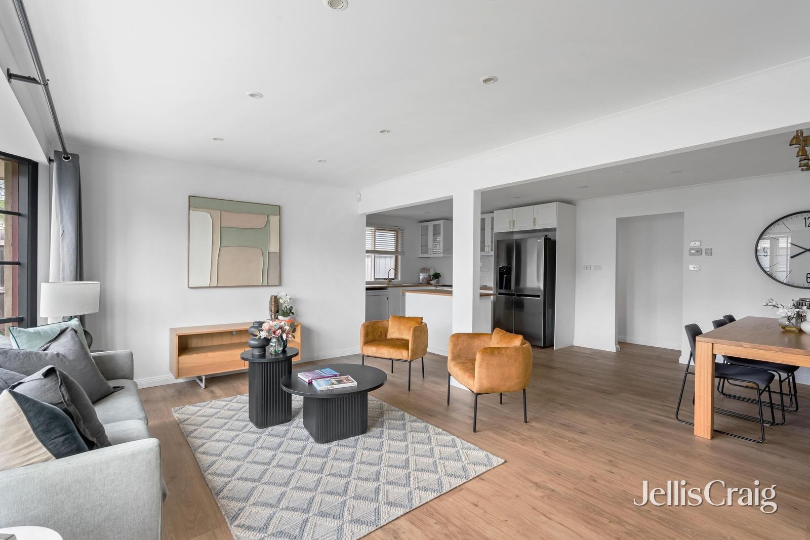 2/19 Gardeners Road, Bentleigh East image 4