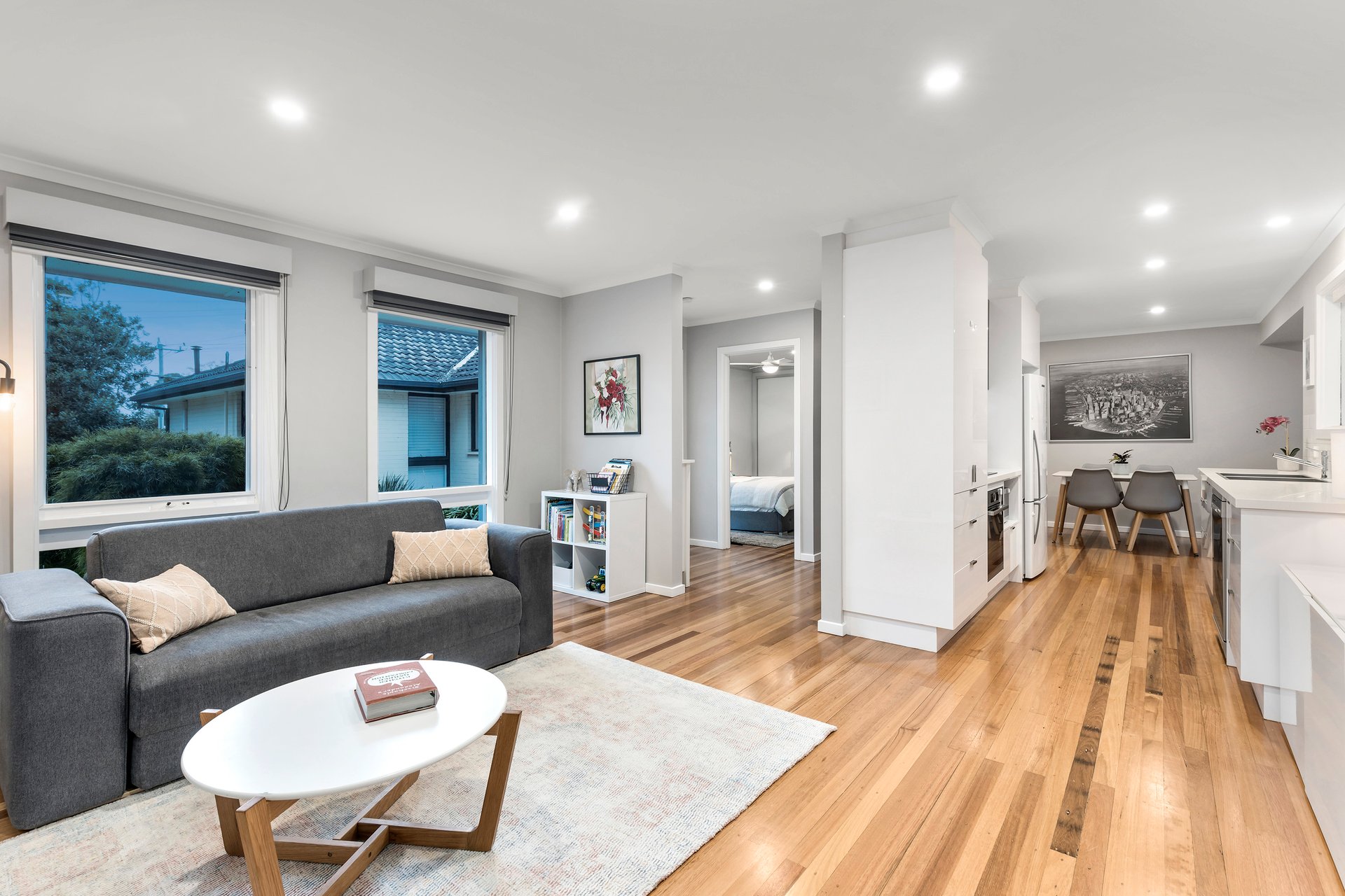 2/19 Janice Road, Glen Waverley image 2
