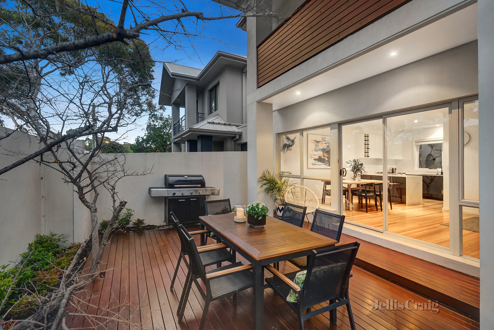 2/19 Kendall Street, Hampton image 8