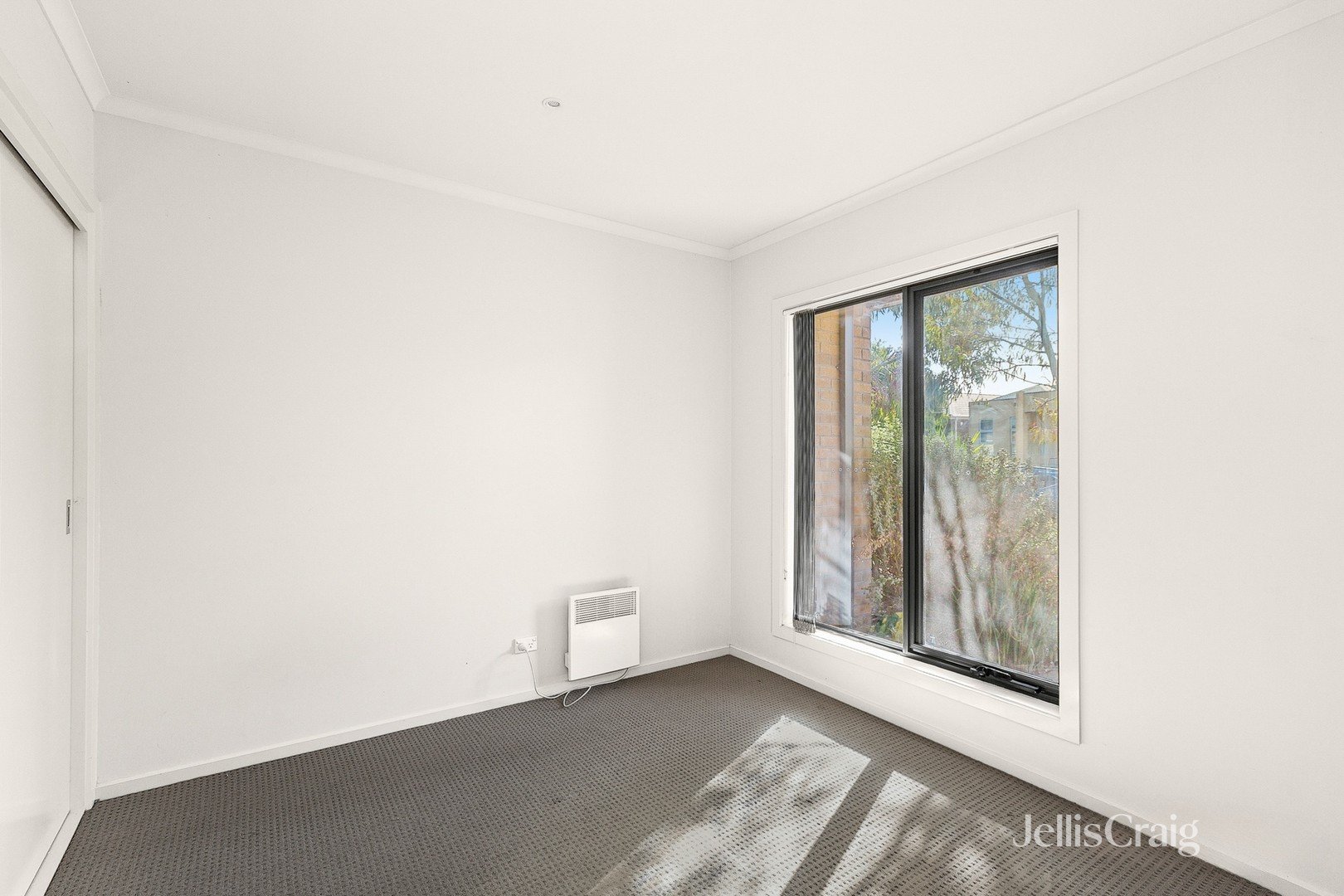 2/19 Larson Avenue, Tarneit image 7
