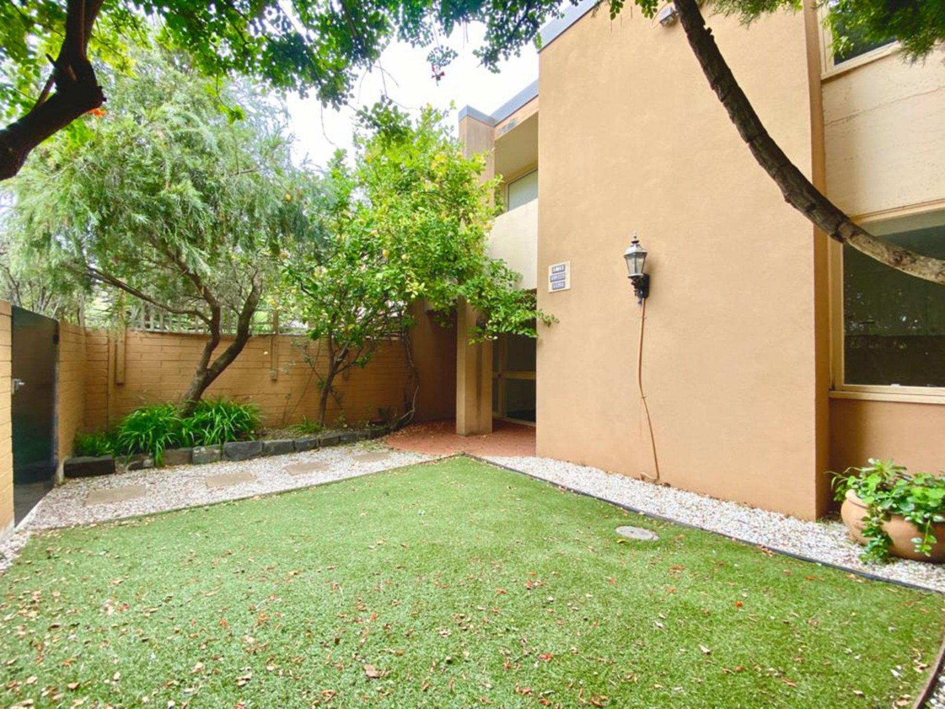 Property Gallery Thumbnail 11