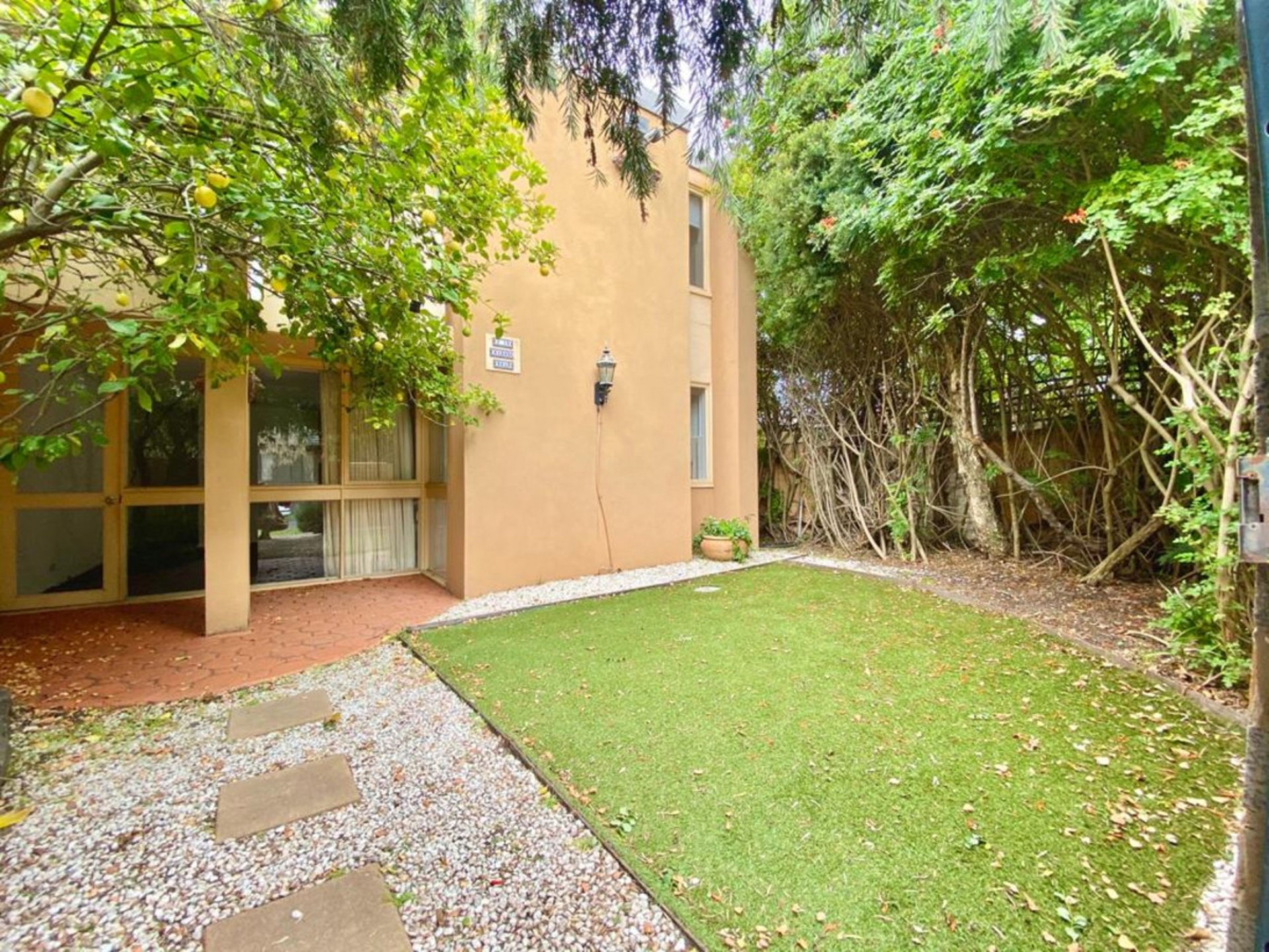 Property Gallery - Main Image