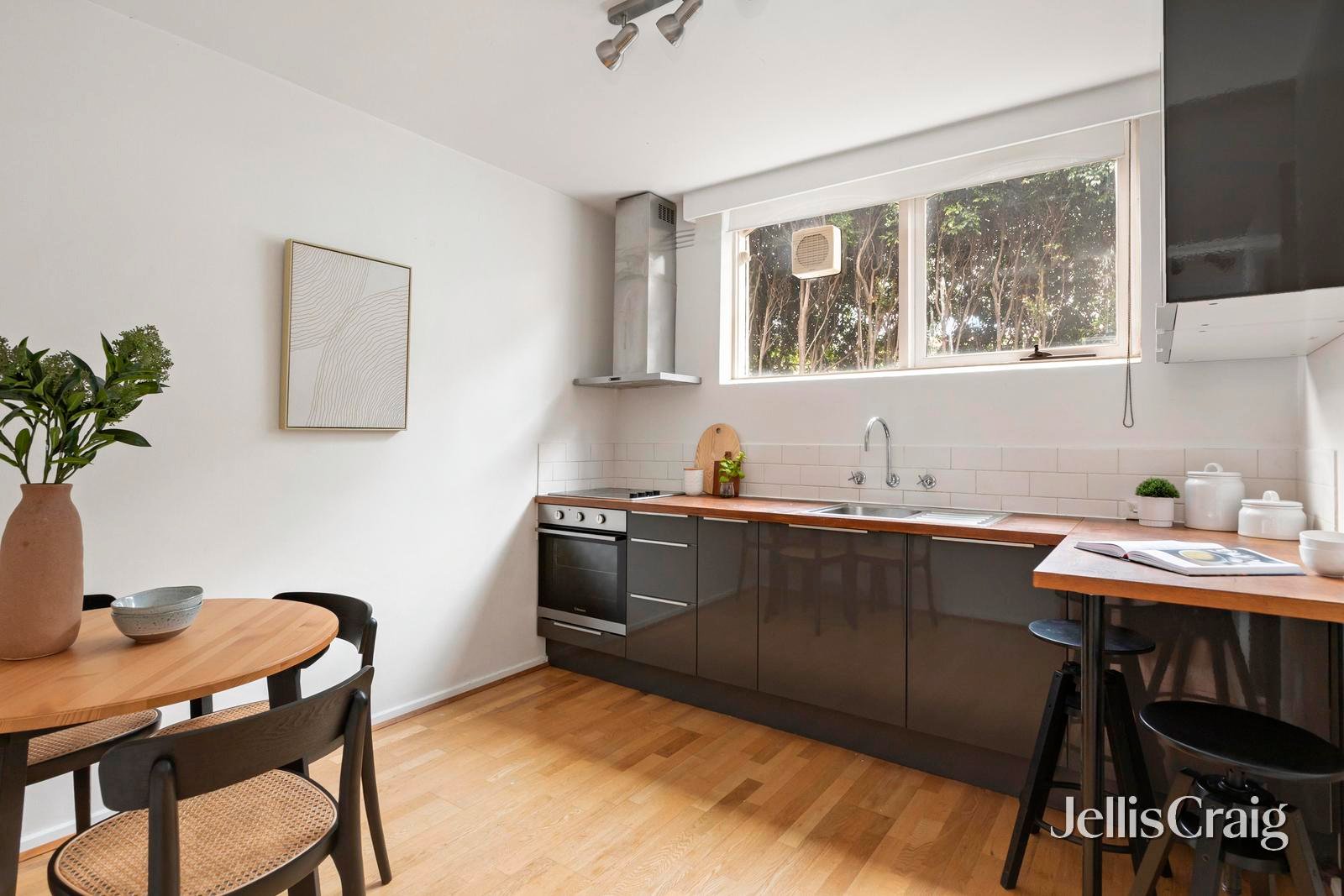2/19 Roxburgh Street, Ascot&nbsp;Vale image 4