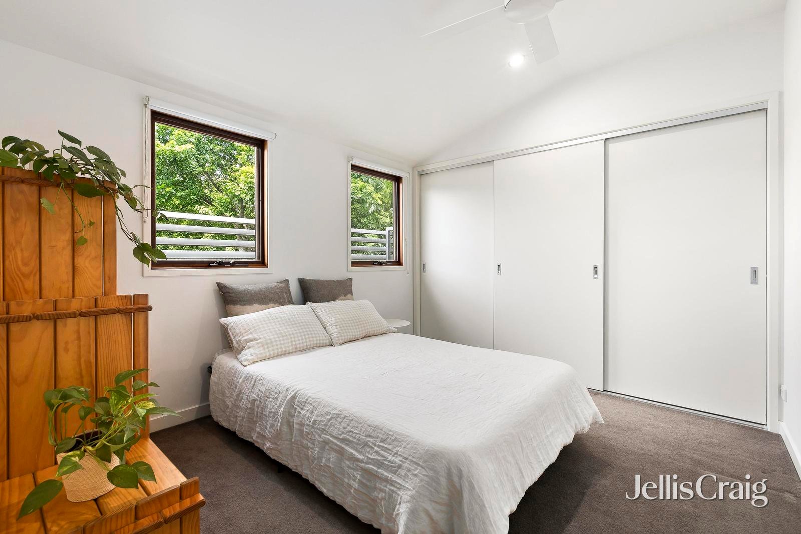 2/19 Ruskin Street, Elwood image 9