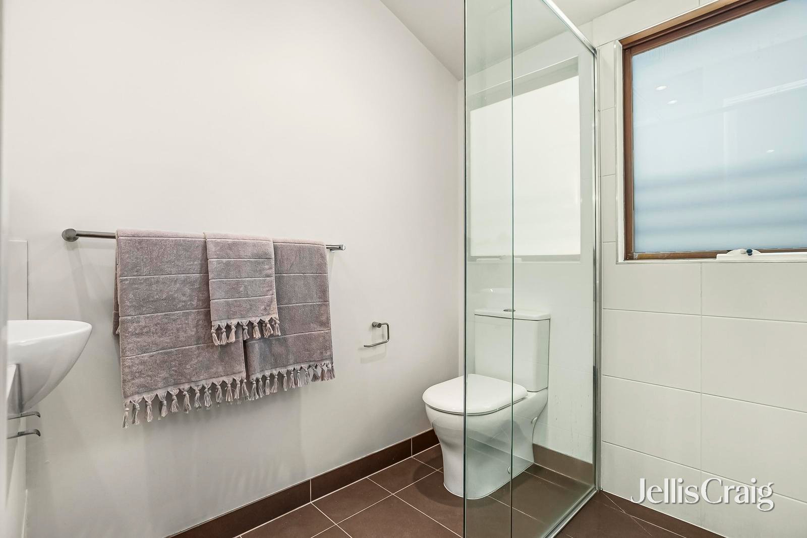 2/19 Ruskin Street, Elwood image 11