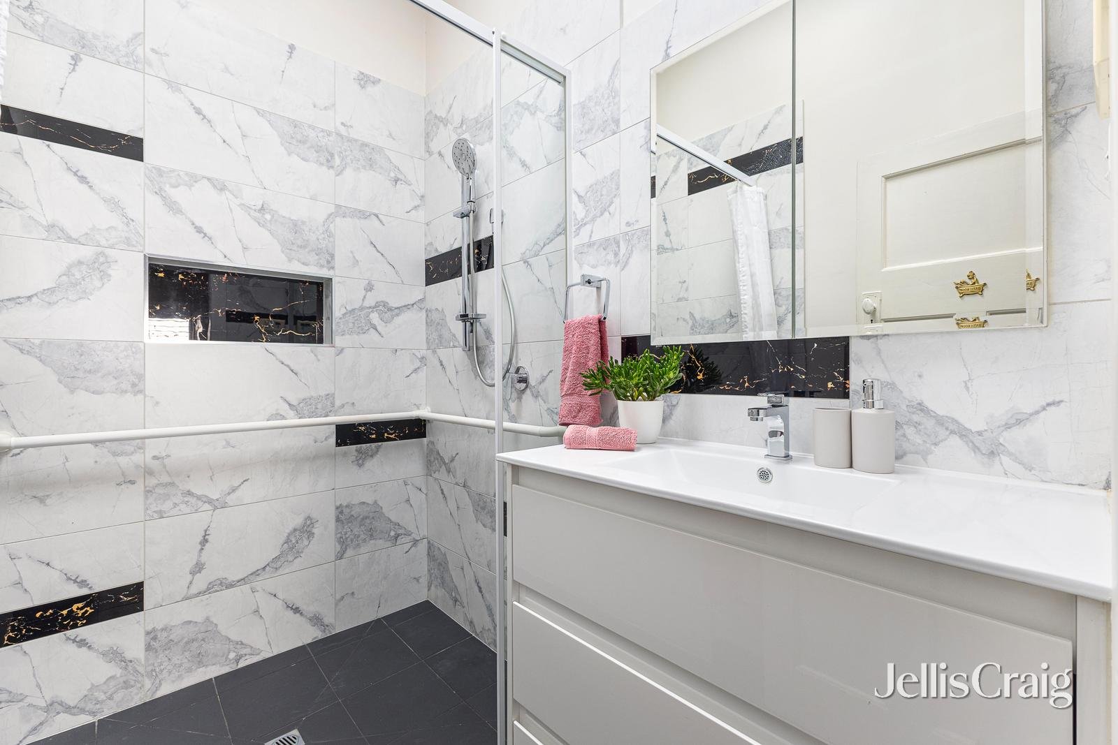 219 Somerville Road, Yarraville image 8