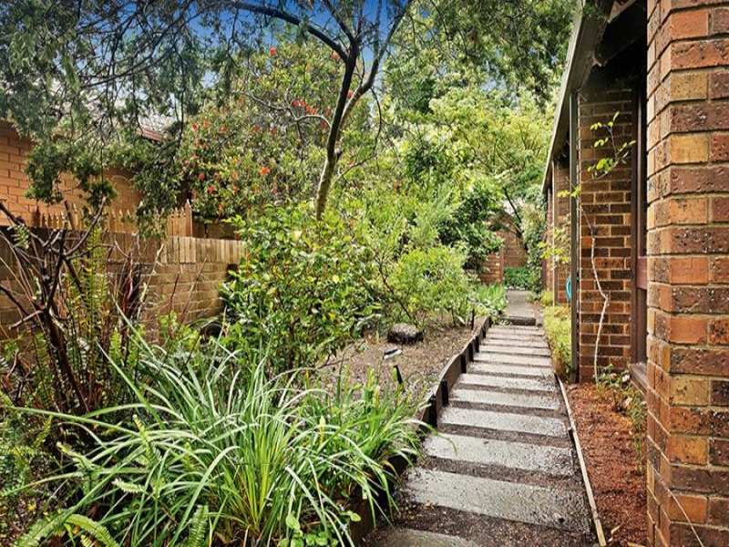 219 Union Road, Surrey Hills image 8