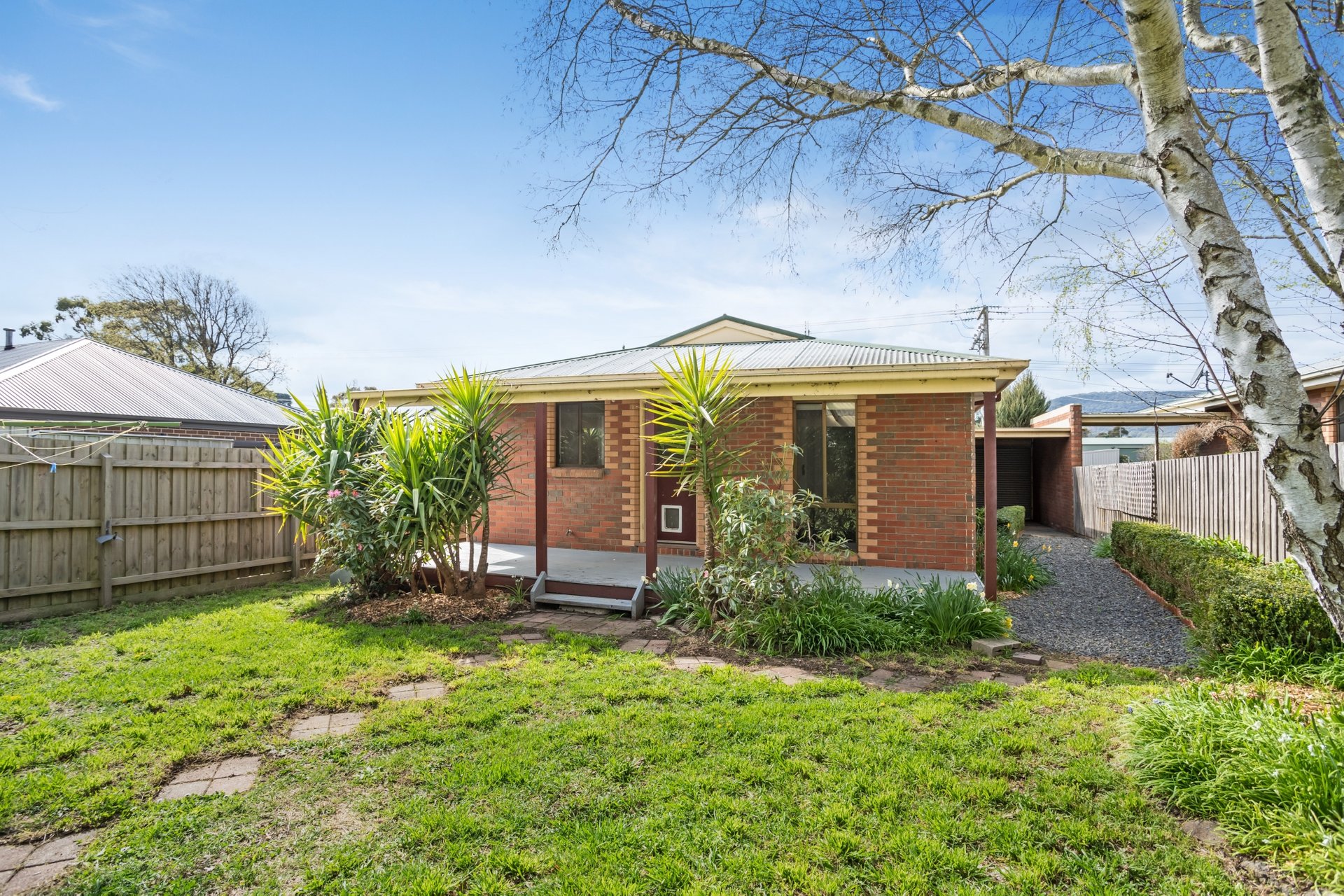Property Gallery Thumbnail 9