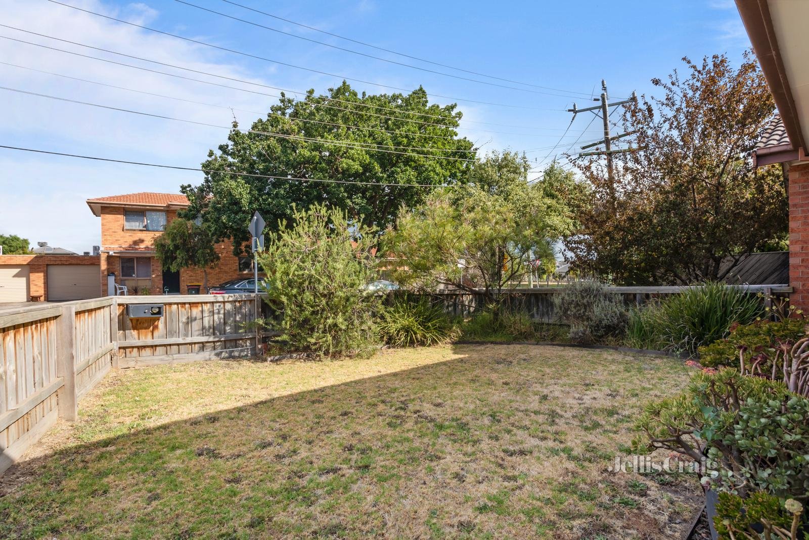 2/191 Carinish Road, Clayton image 10