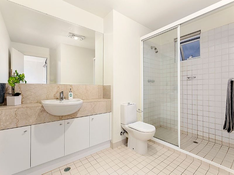 21/912 Glenferrie Road, Kew image 7