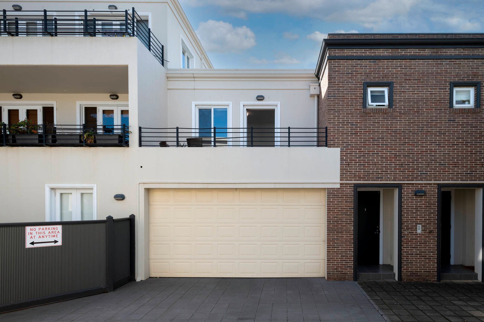 Property Gallery - Main Image