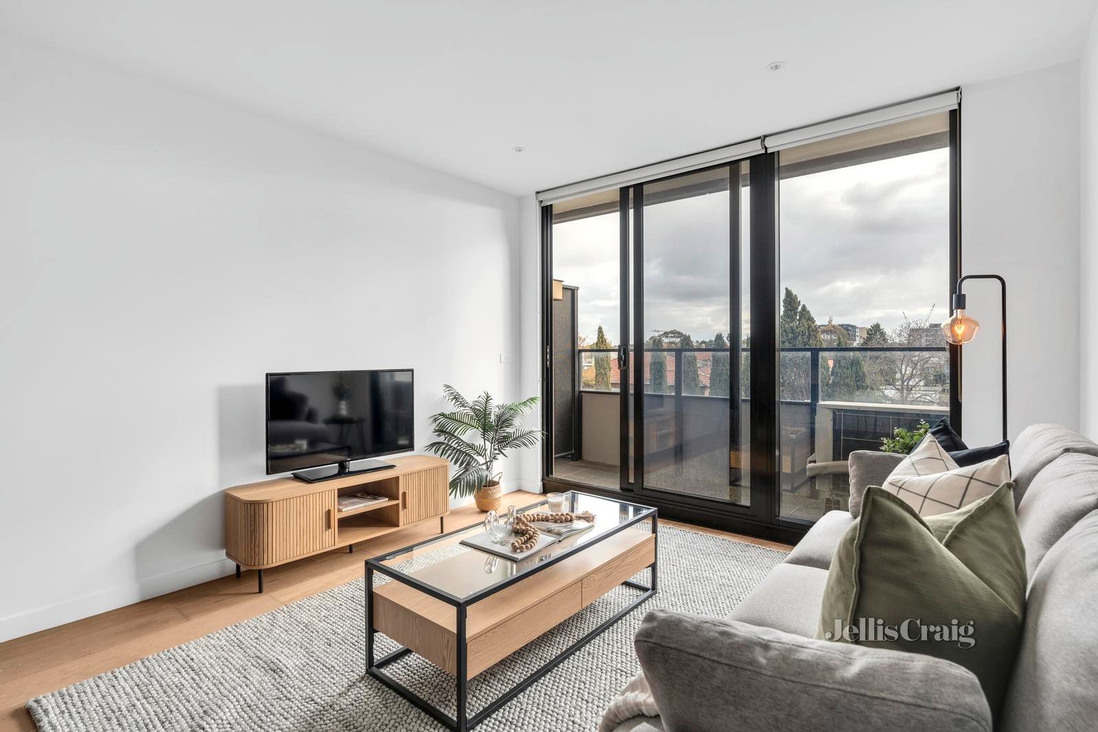 219/24 Barkly Street, Brunswick East image 3