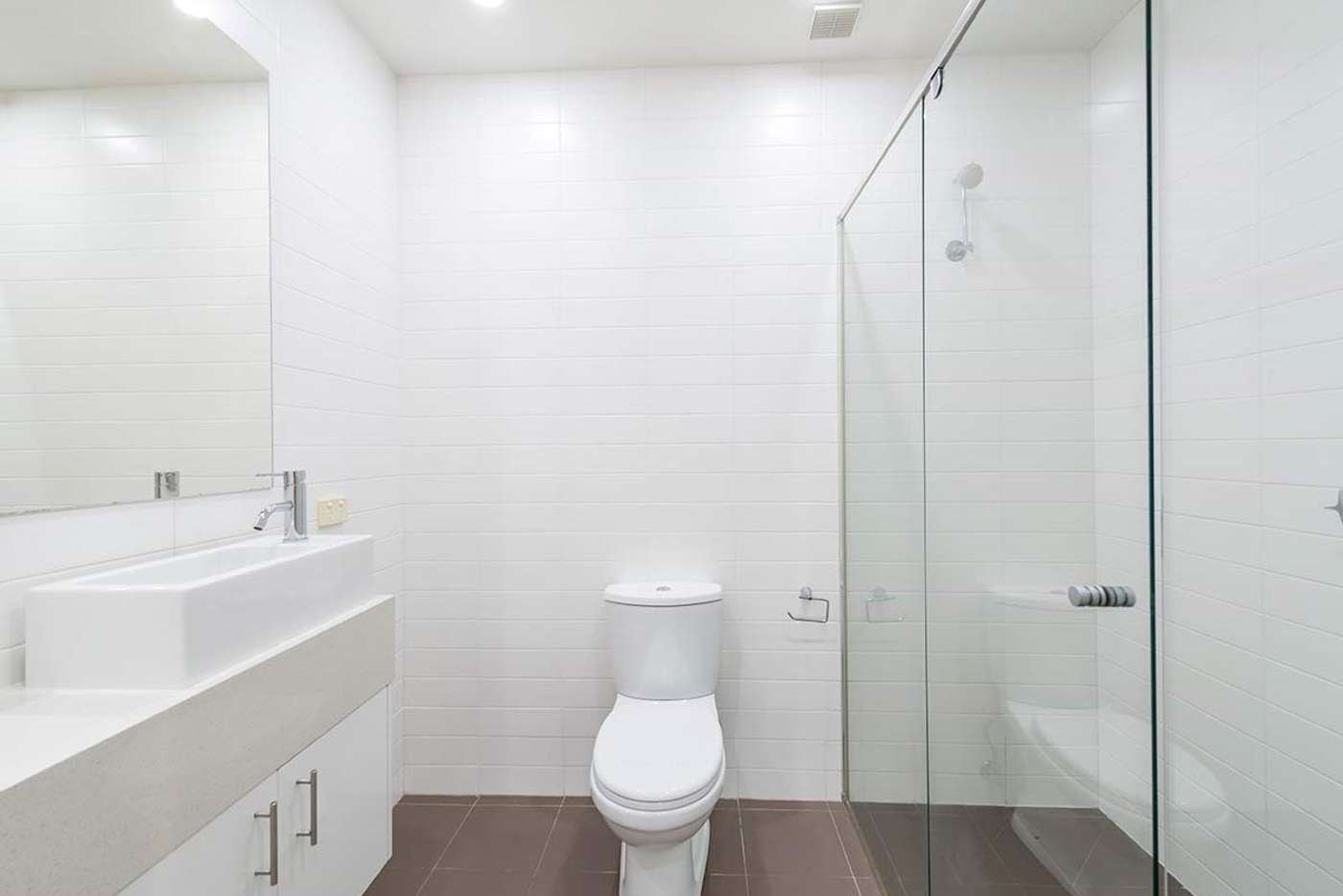 2/196 Beach Road, Mordialloc image 6