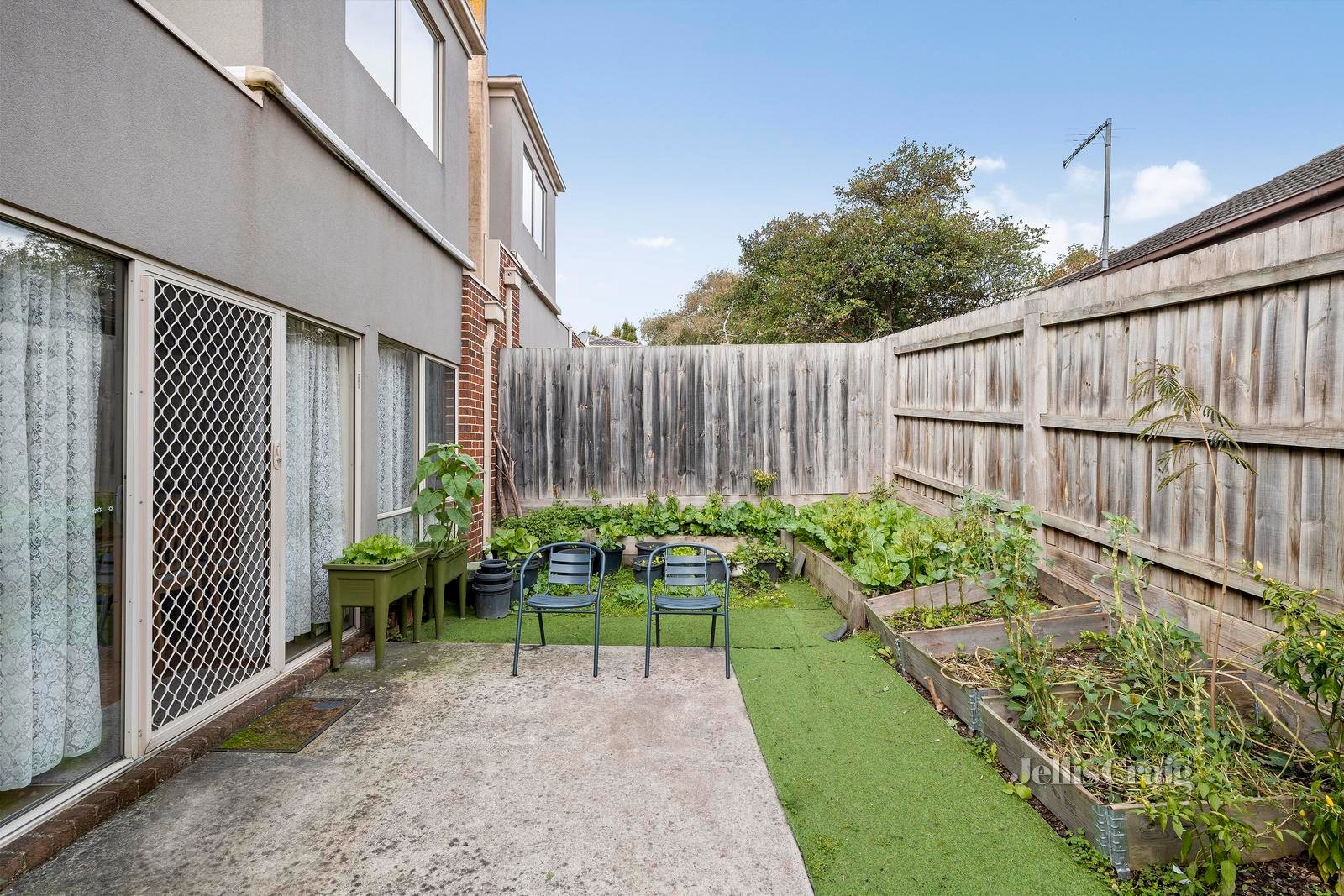 2/196 Hull Road, Mooroolbark image 11
